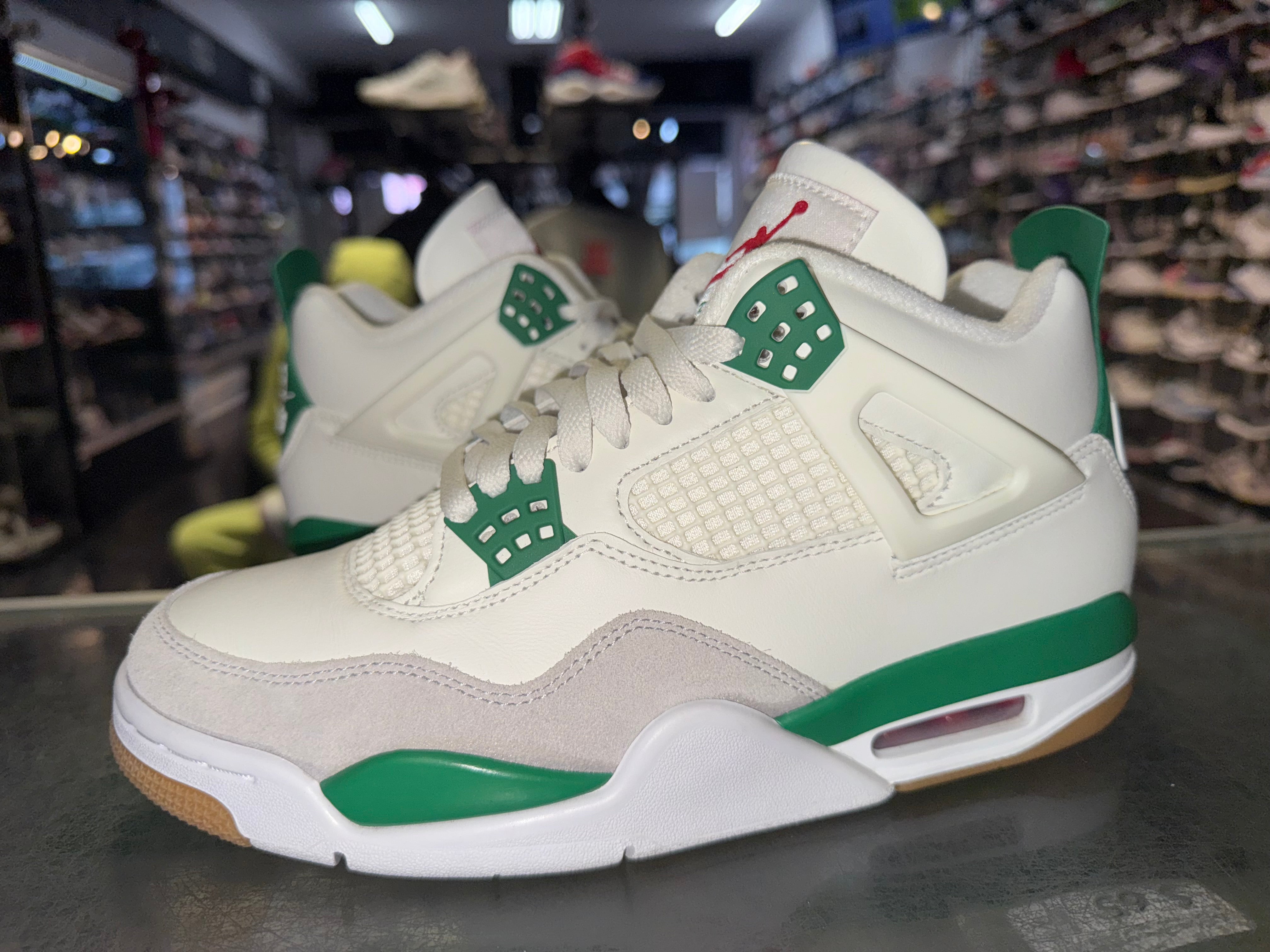 Size 8 Air Jordan 4 SB "Pine Green"