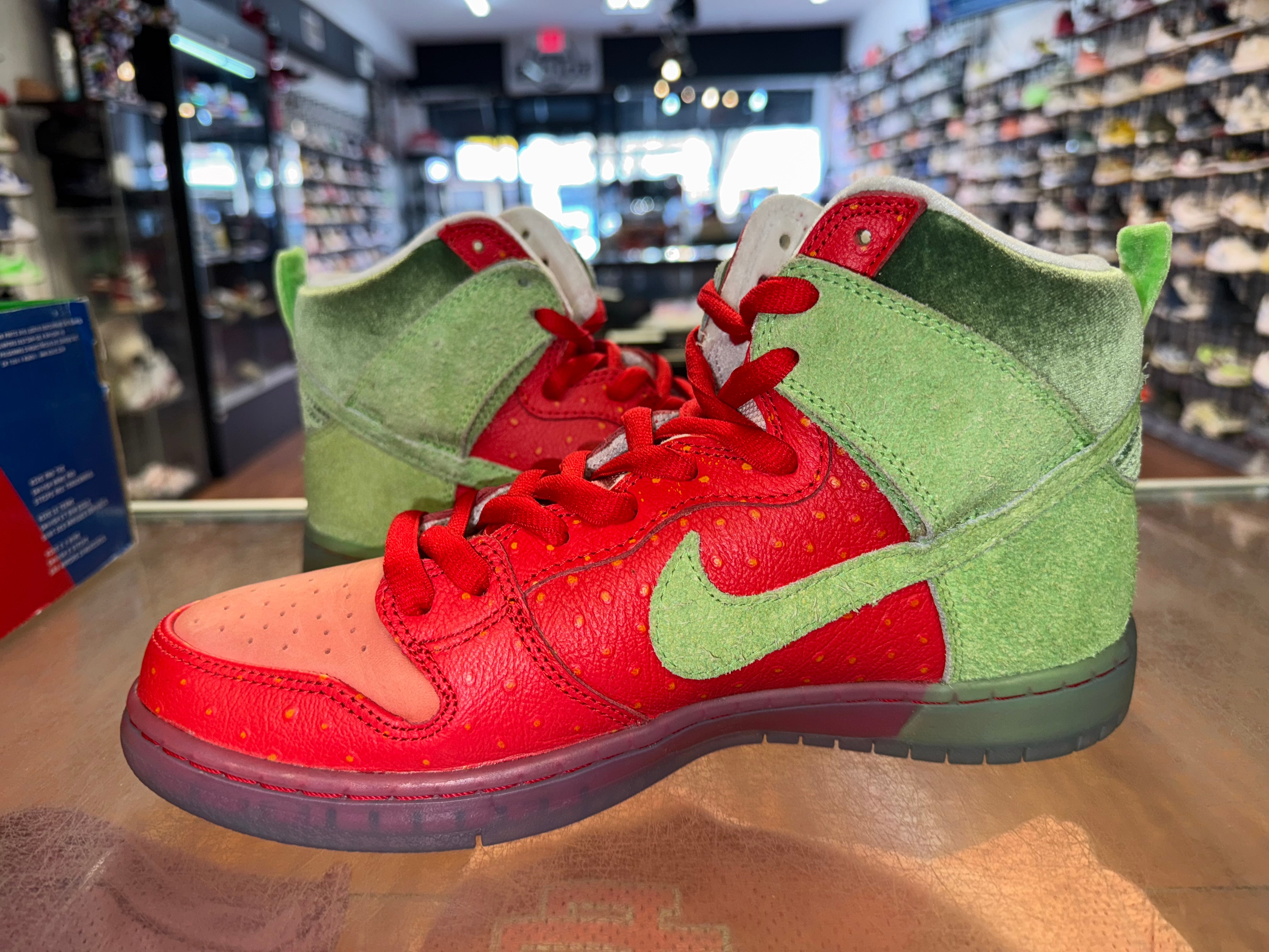 Size 9 Dunk High SB “Strawberry Cough” Worn 1x