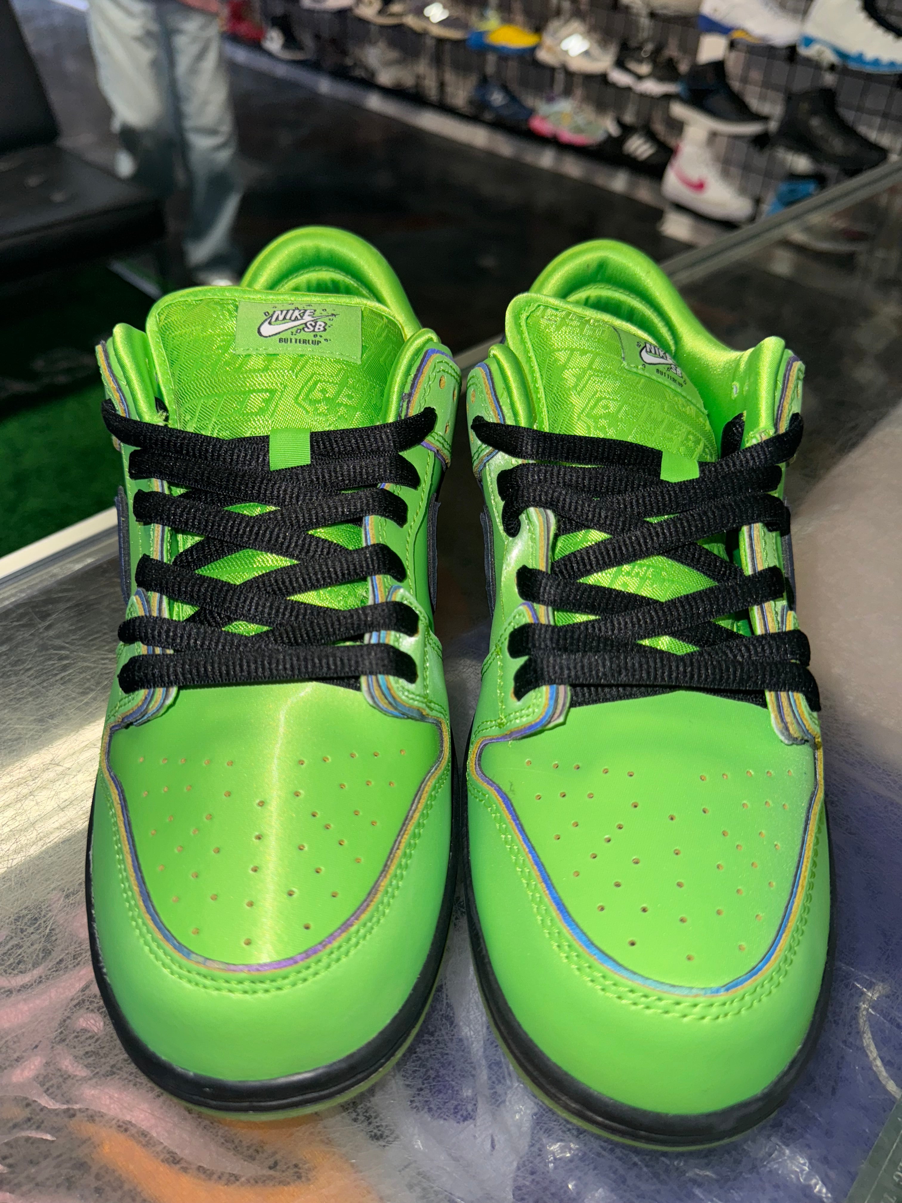 Size 8.5 Dunk Low SB The Powerpuff Girls "Buttercup" Brand New