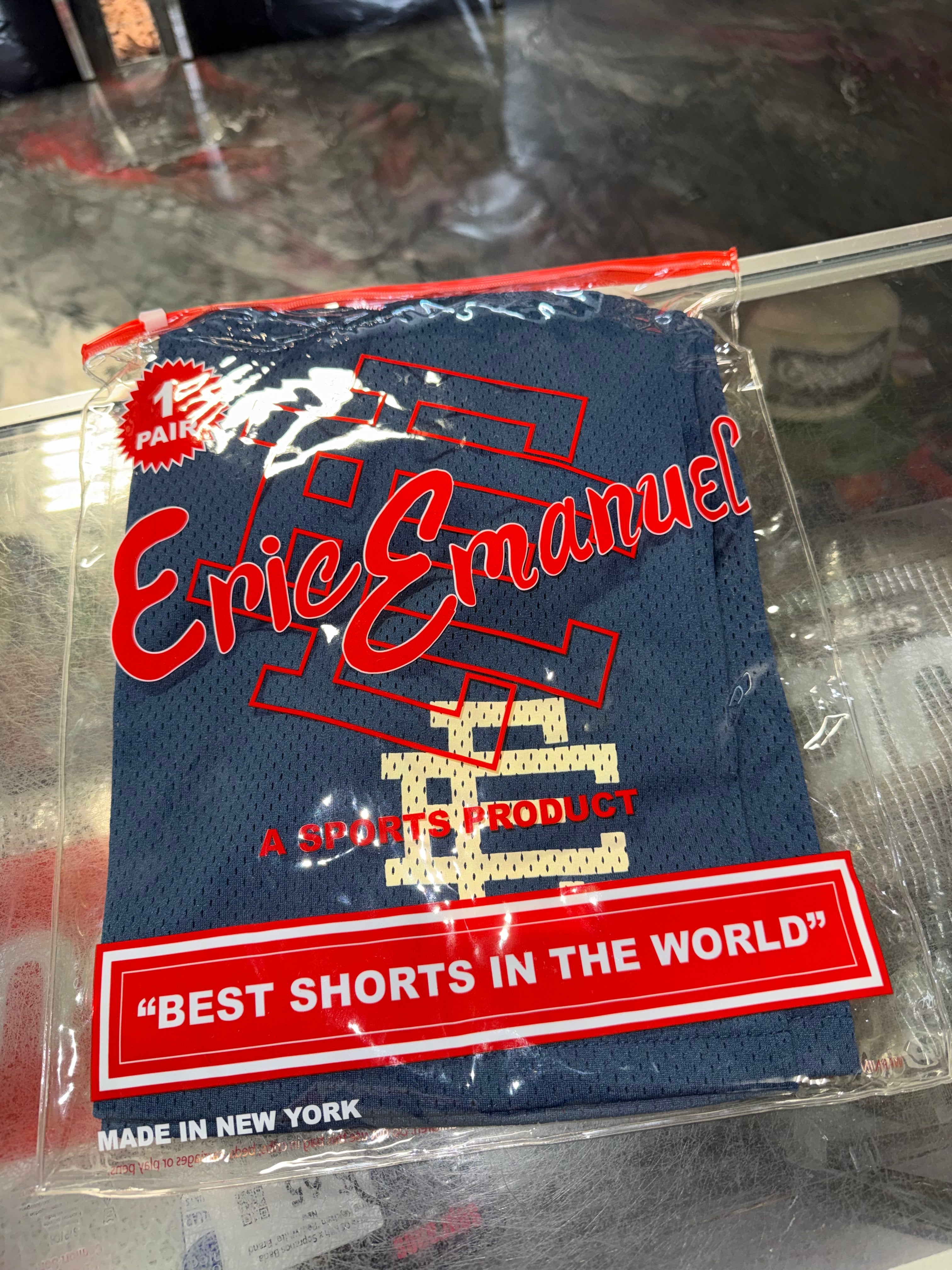 Size L Eric Emanuel EE Shorts “Dark Blue/Cream” Brand New