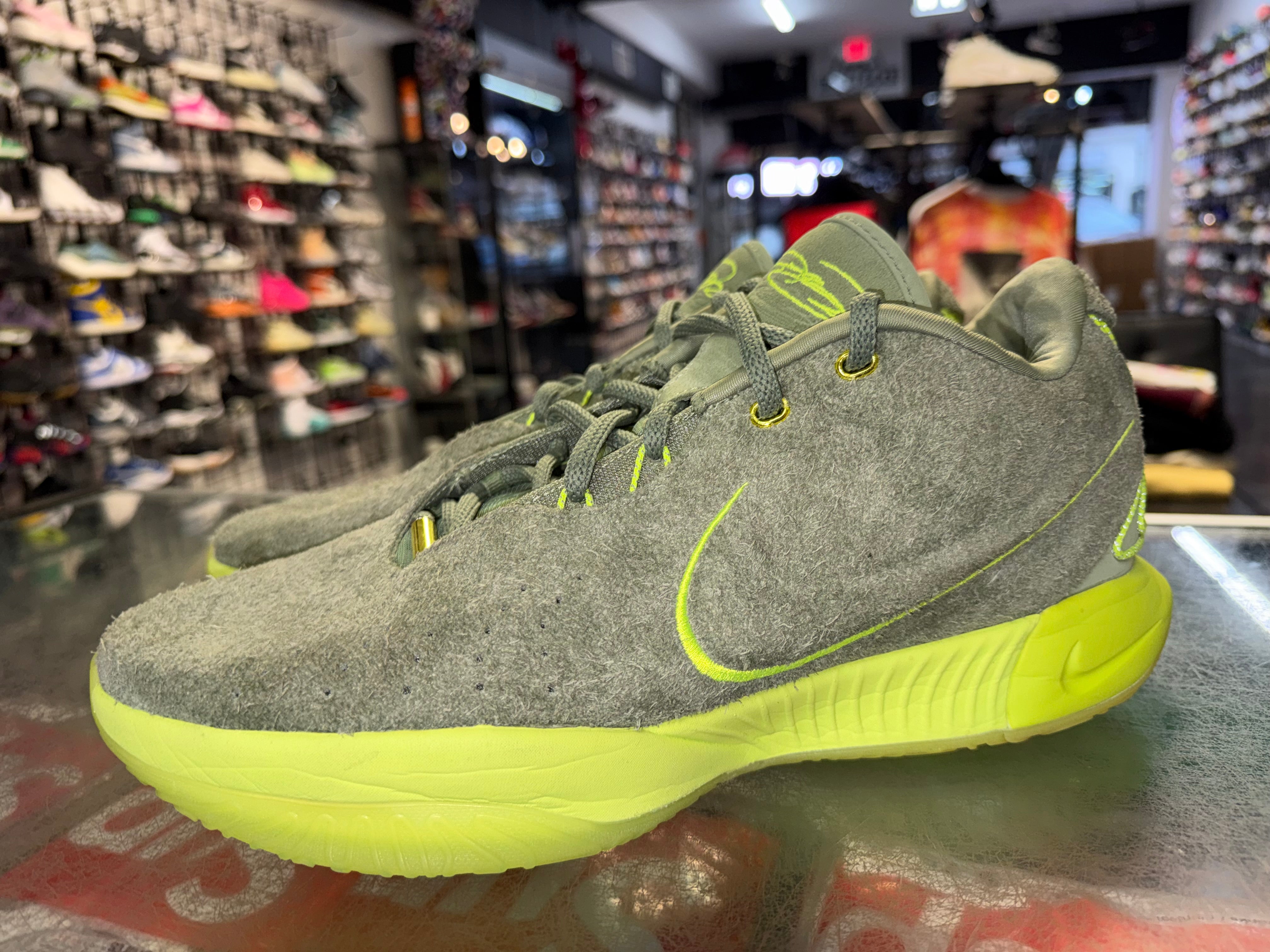 Size 12 Lebron 21 "Algae"