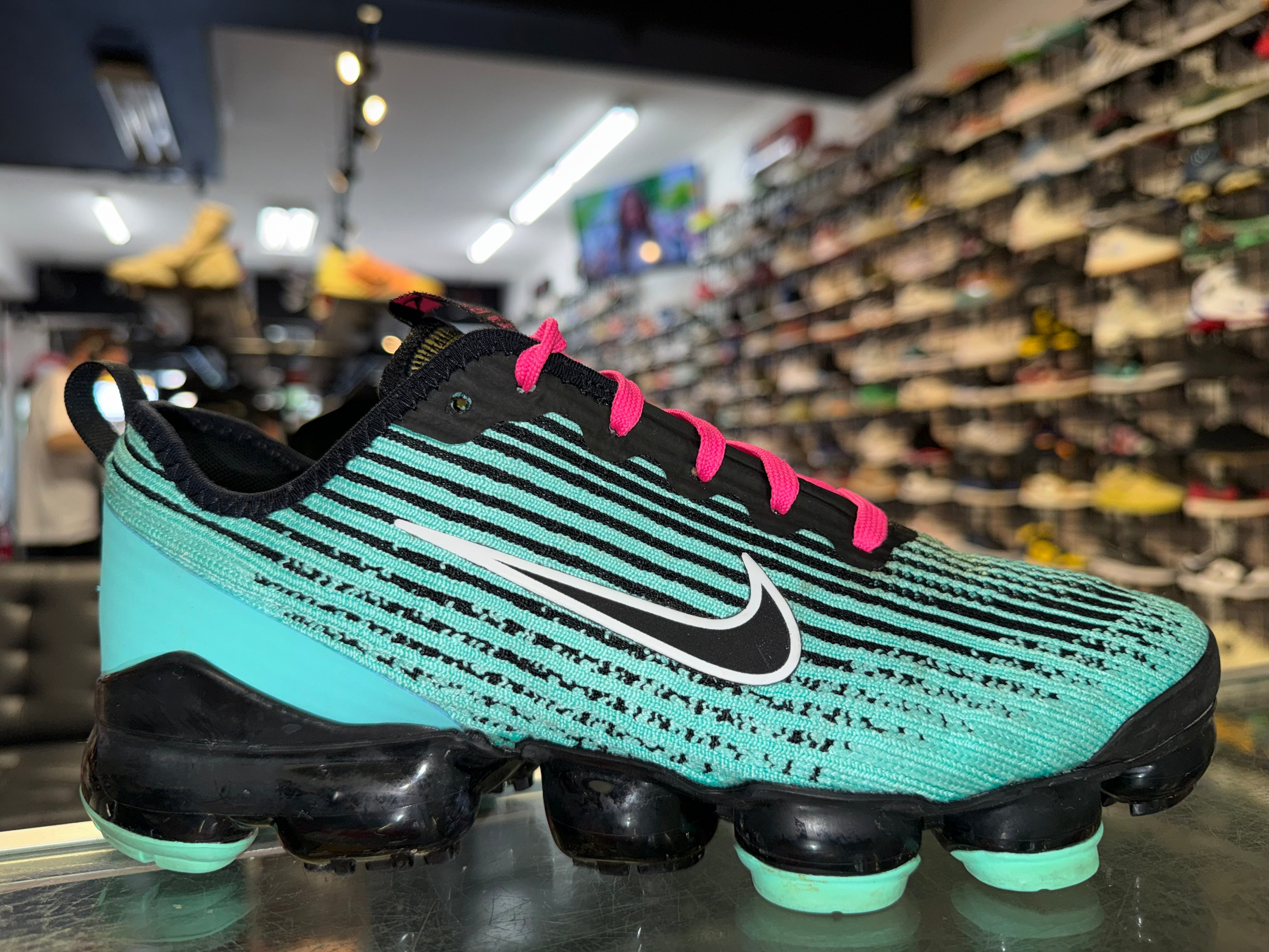 Size 7y Air VaporMax Flyknit 3 “South Beach”