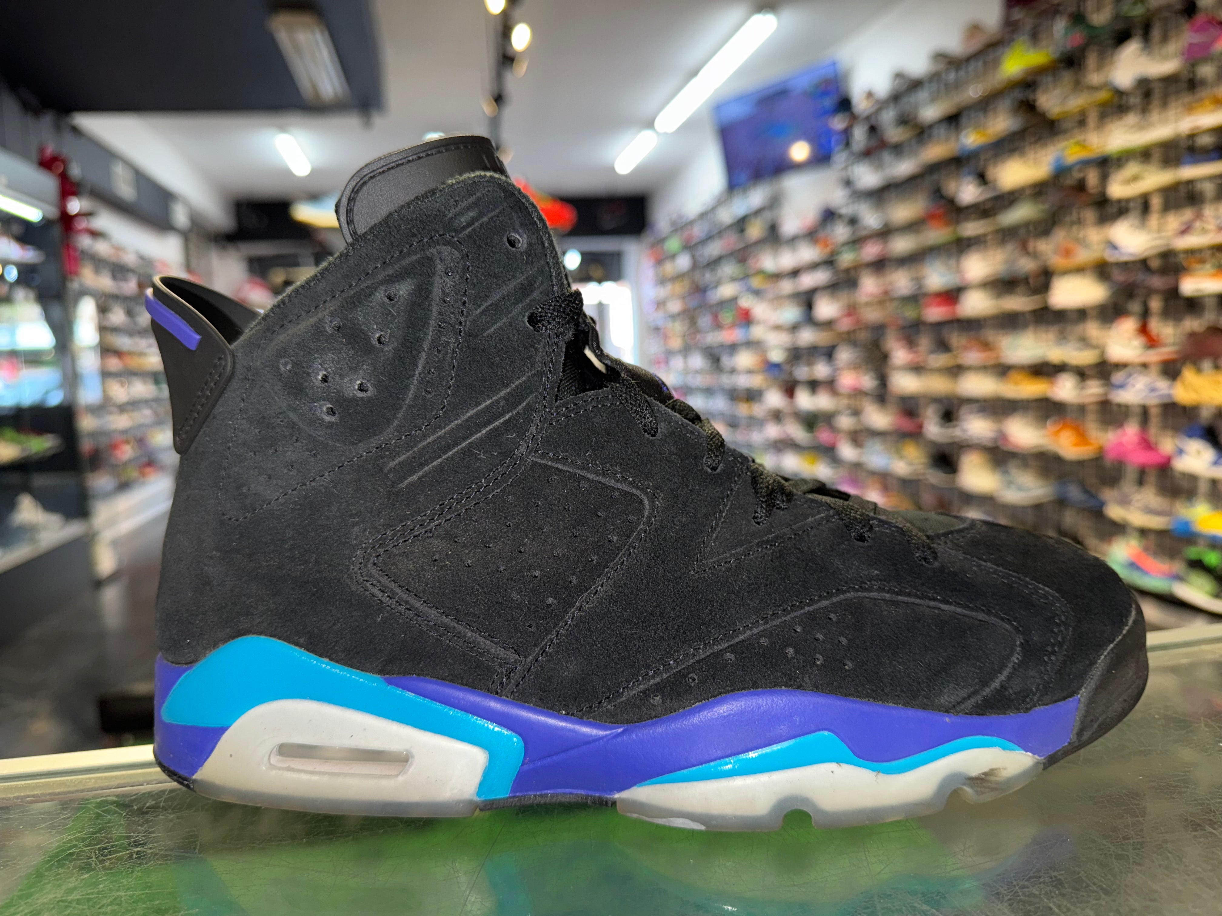 Size 9.5 Air Jordan 6 "Aqua"