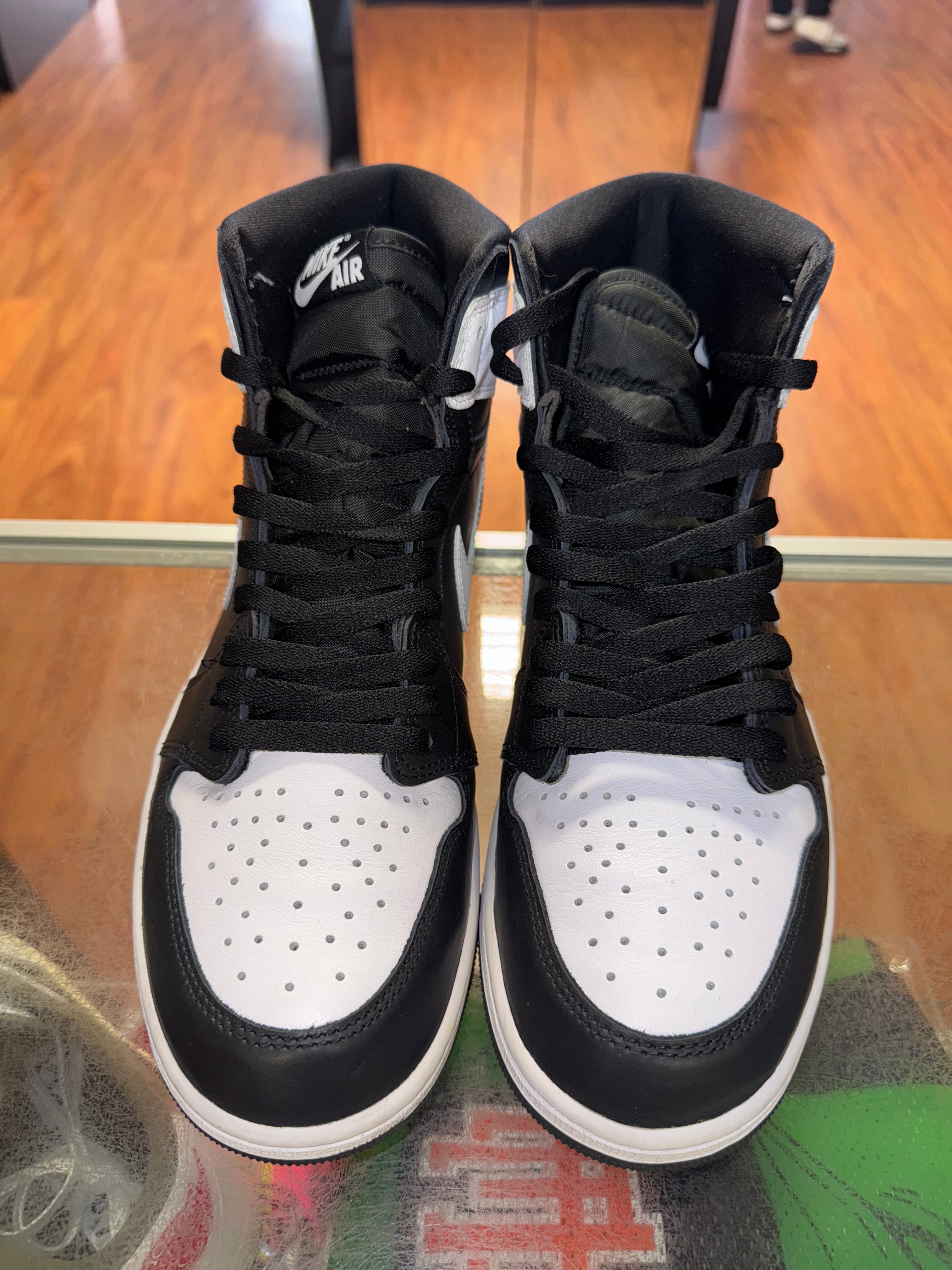 Size 11 Air Jordan 1 "Black White"