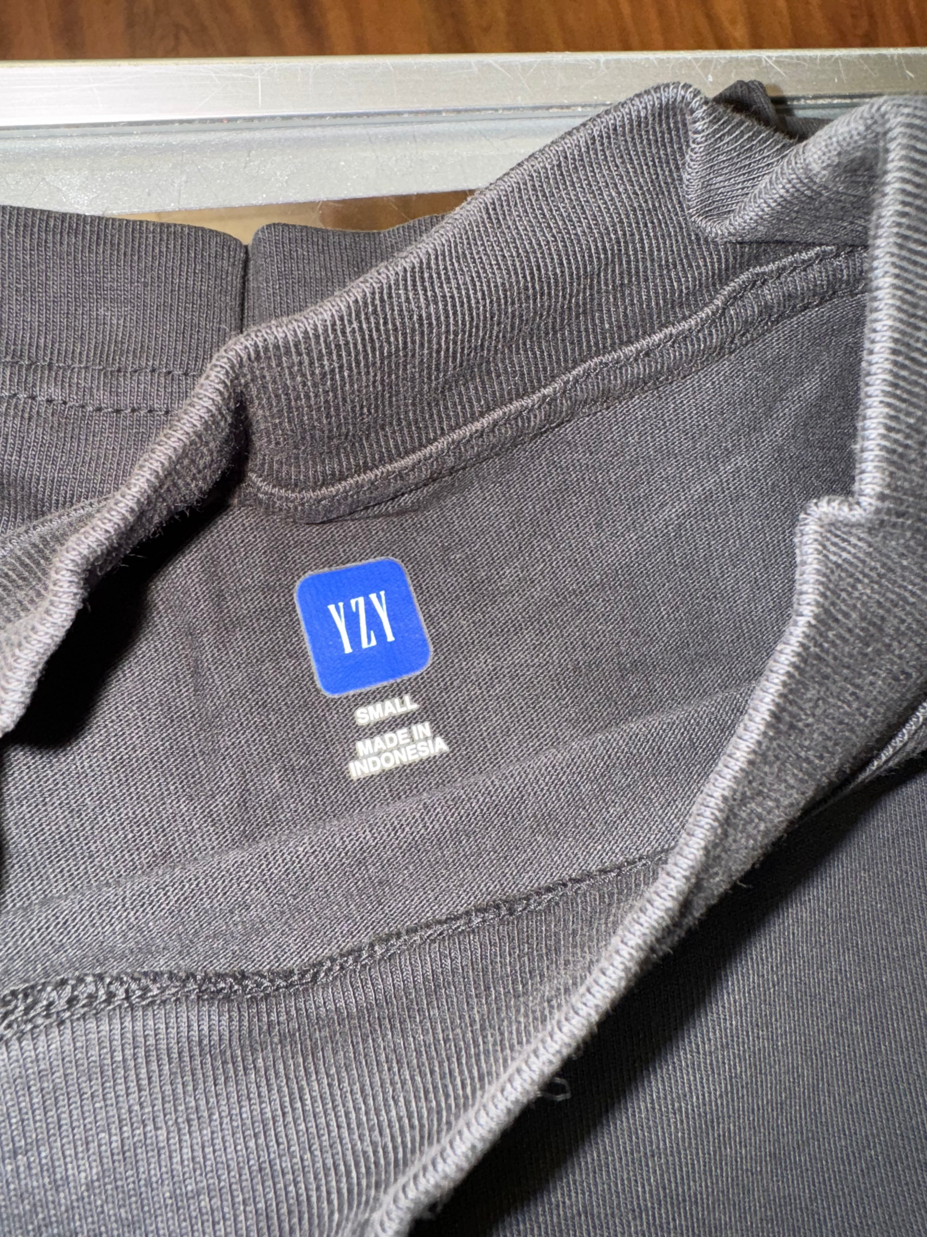 Size S Yzy x Gap Longsleeve “Black” Brand New
