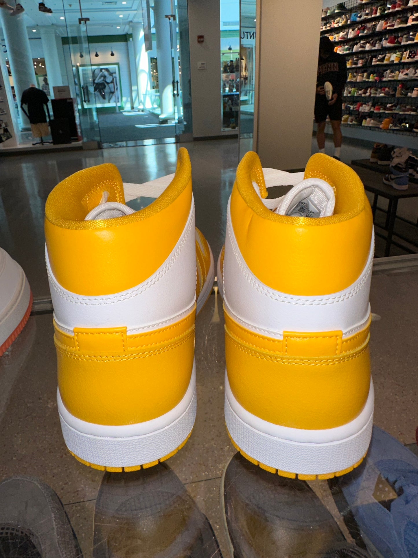 Size 5.5 (7W) Air Jordan 1 “White University Gold” Brand New (Mall)