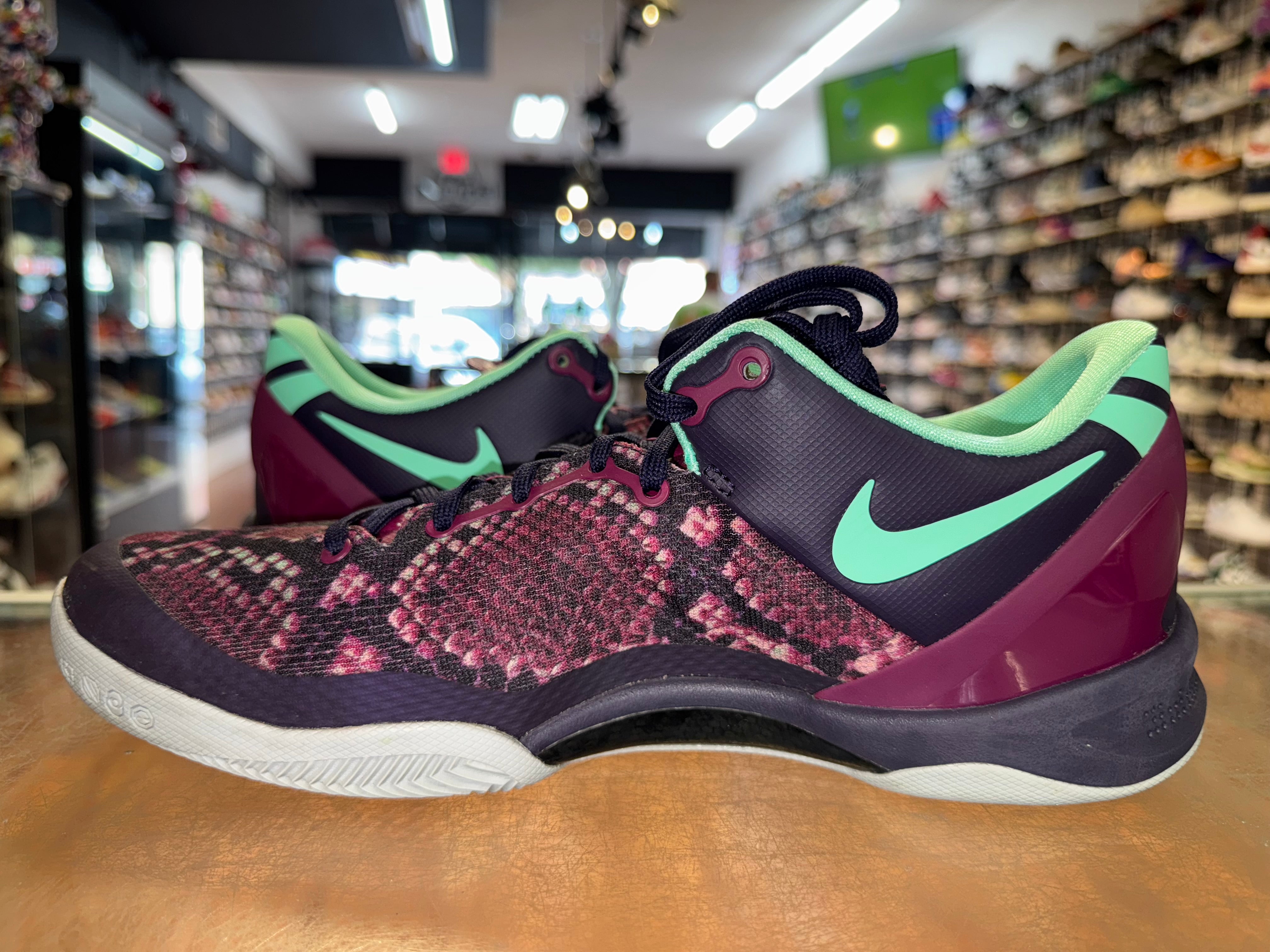 Size 9.5 Kobe 8 "Pit Viper"