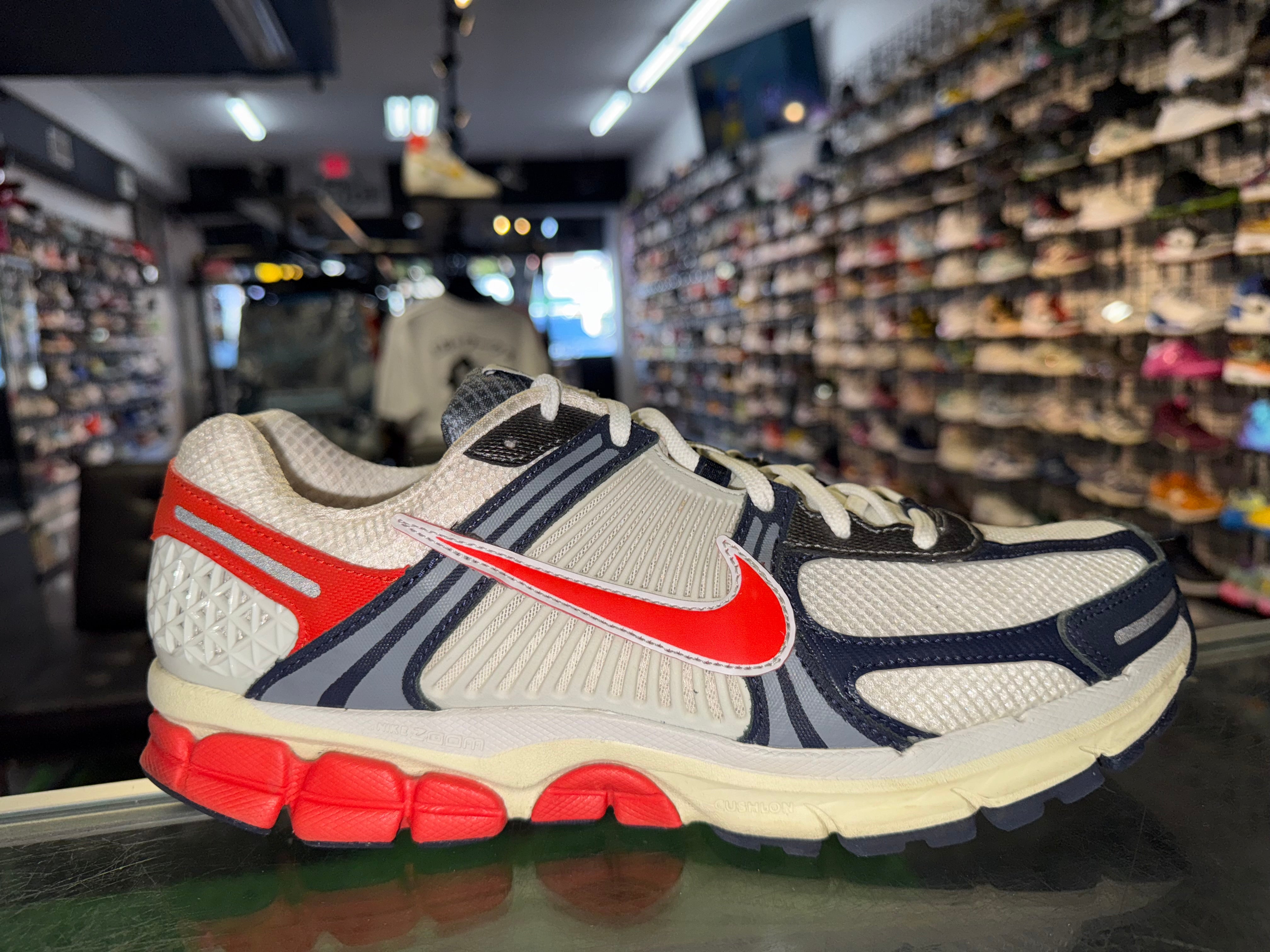 Size 11 Zoom Vomero 5 "USA"