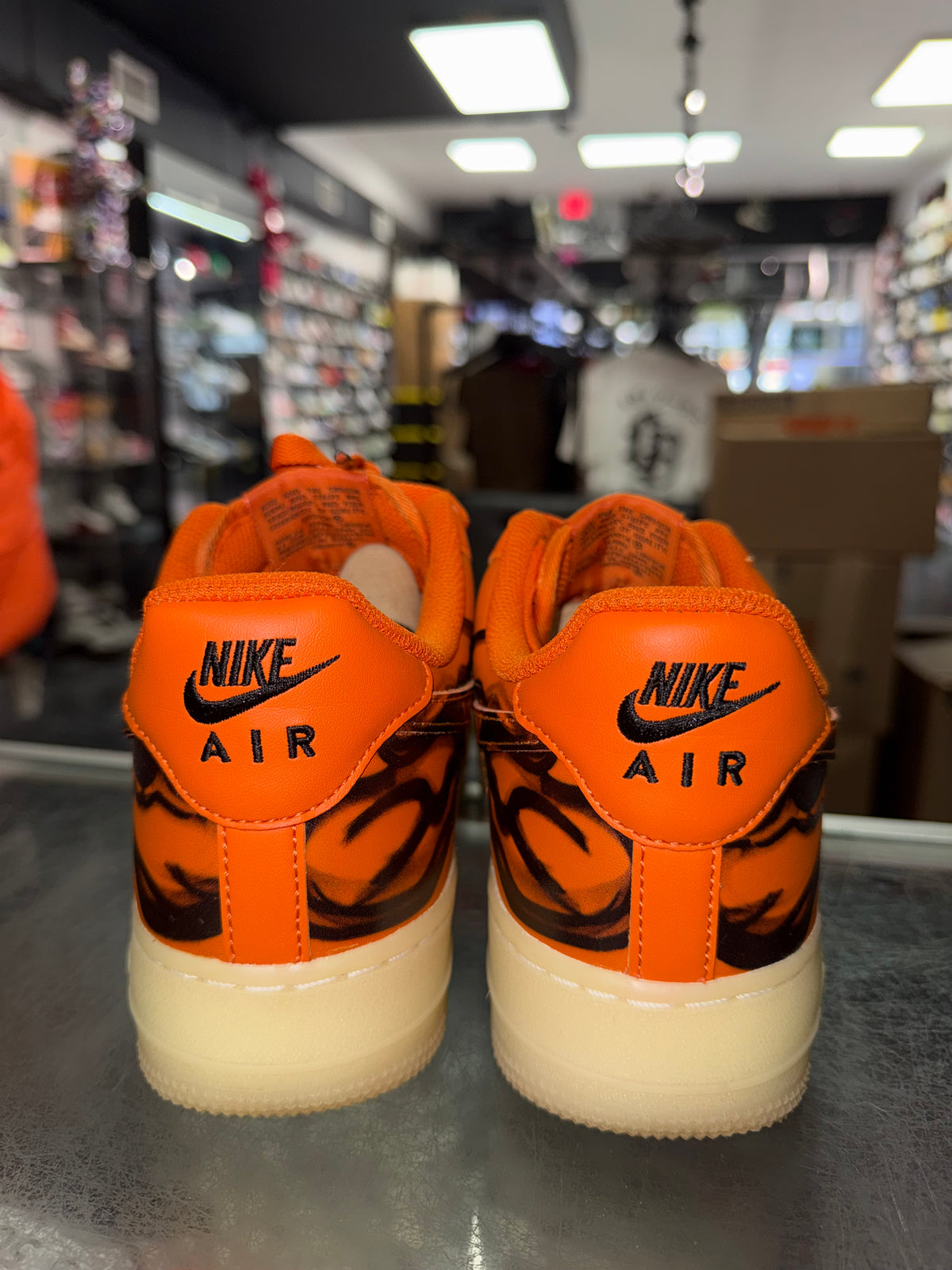 Nike Air Force 1 Halloween Orange Skeleton sneaker, pre-owned, size 8 – view 6