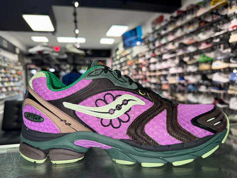 Size 10.5 Saucony Progrid Triumph 4 Jae Tips “Perilla” Brand New
