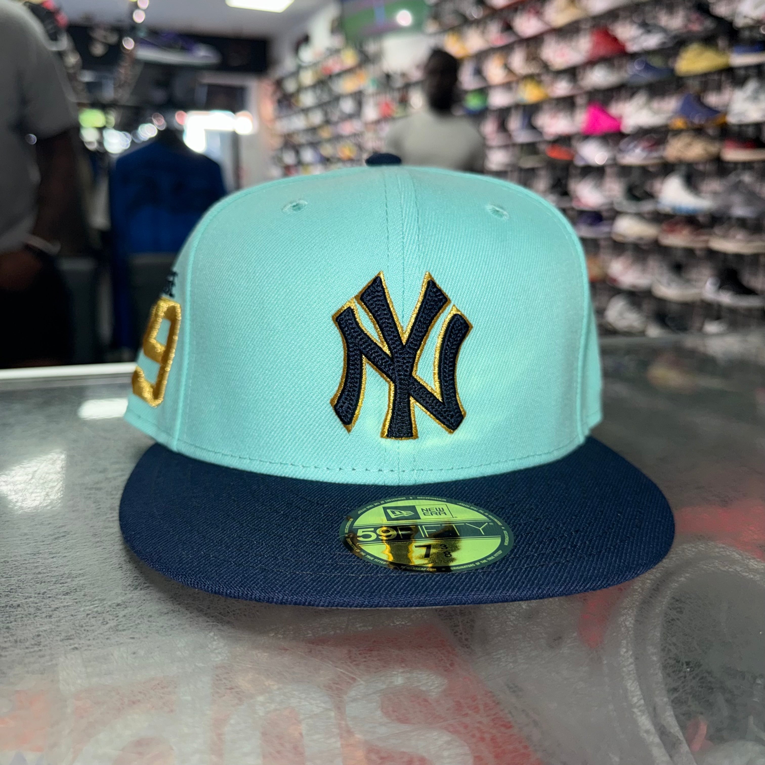 Size 7 3/8 New Era Fitted Hat “Yankees 99 Judge” Brand New