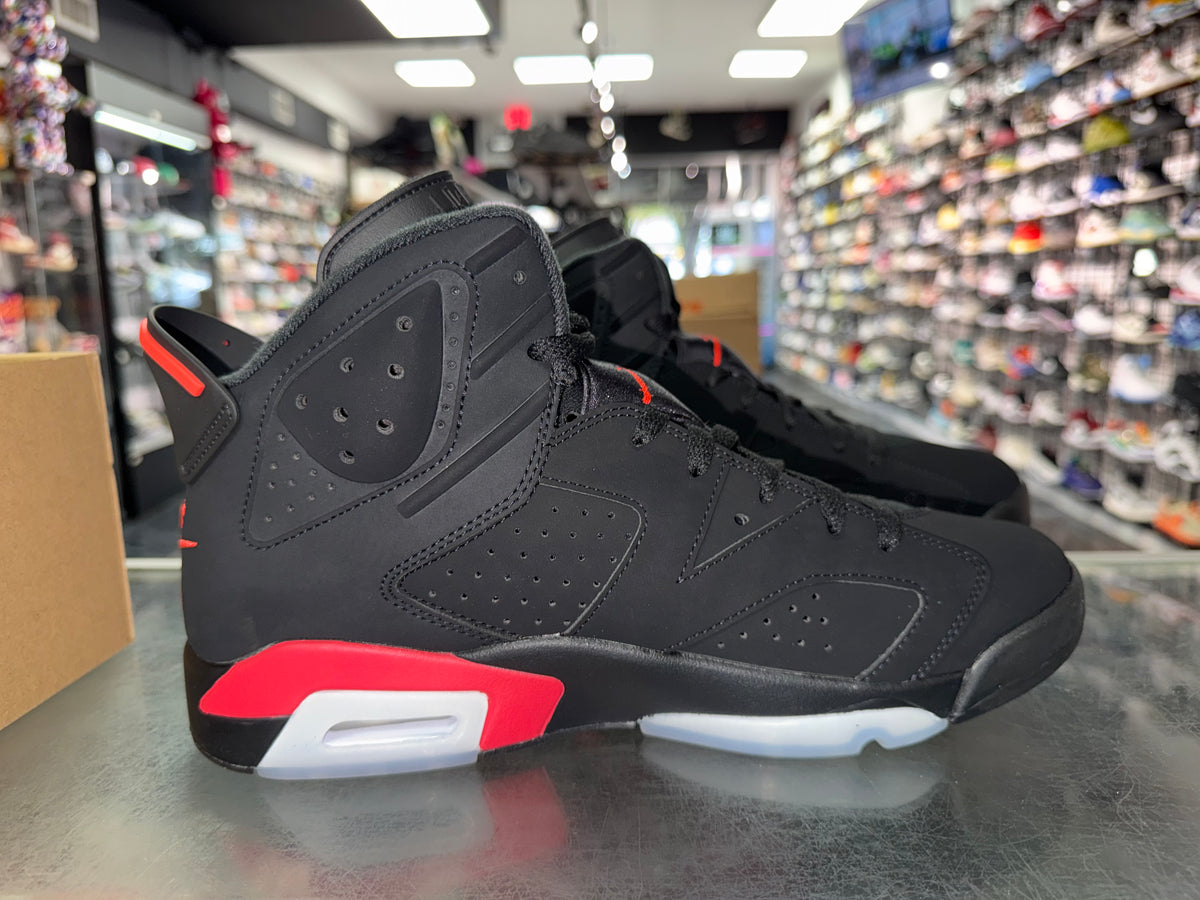 Air Jordan 6 Infrared Salesman sneaker, pre-owned, size 10.5 – view 3