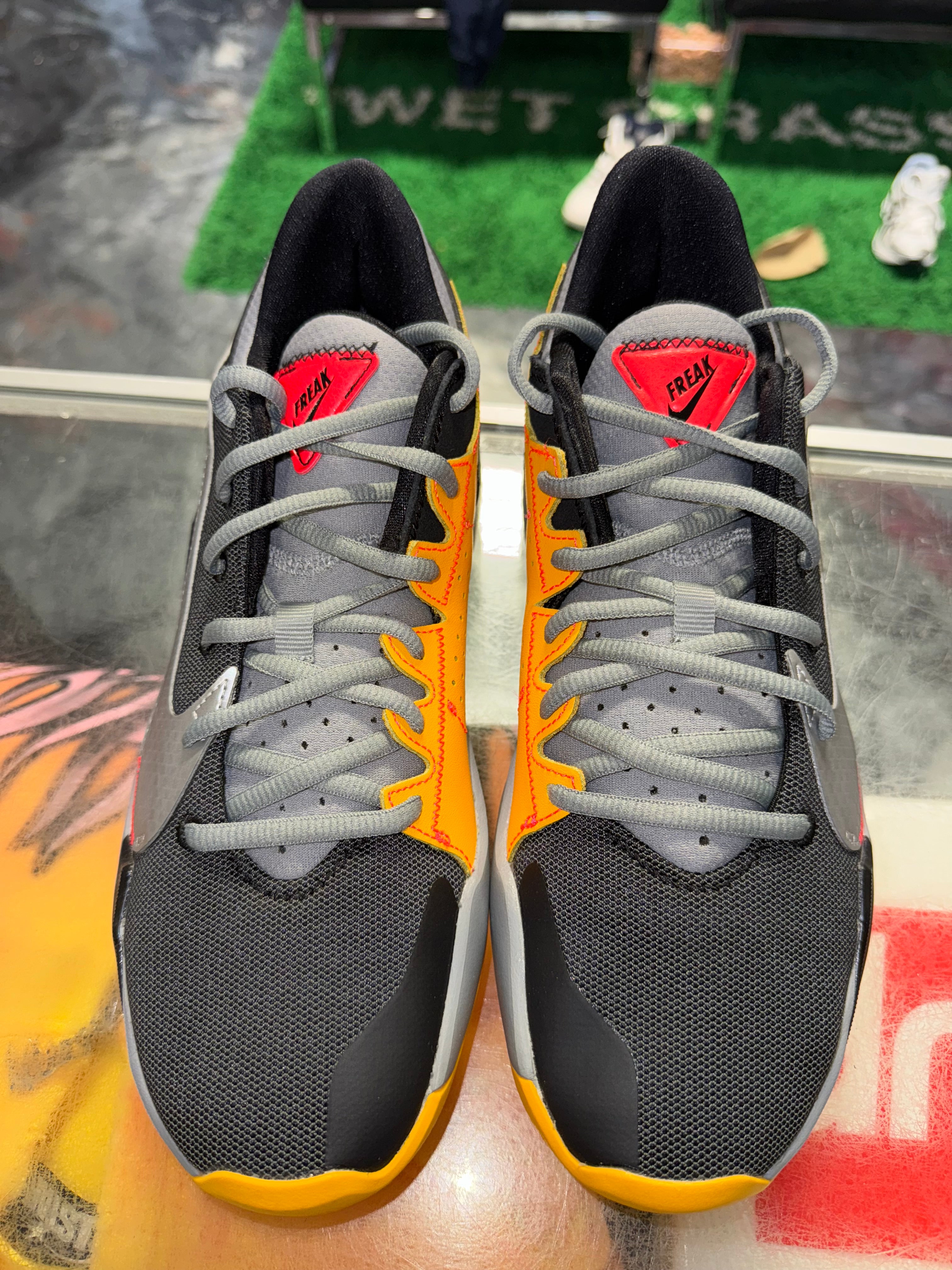 Size 9 Zoom Freak 2 "Taxi" Brand New