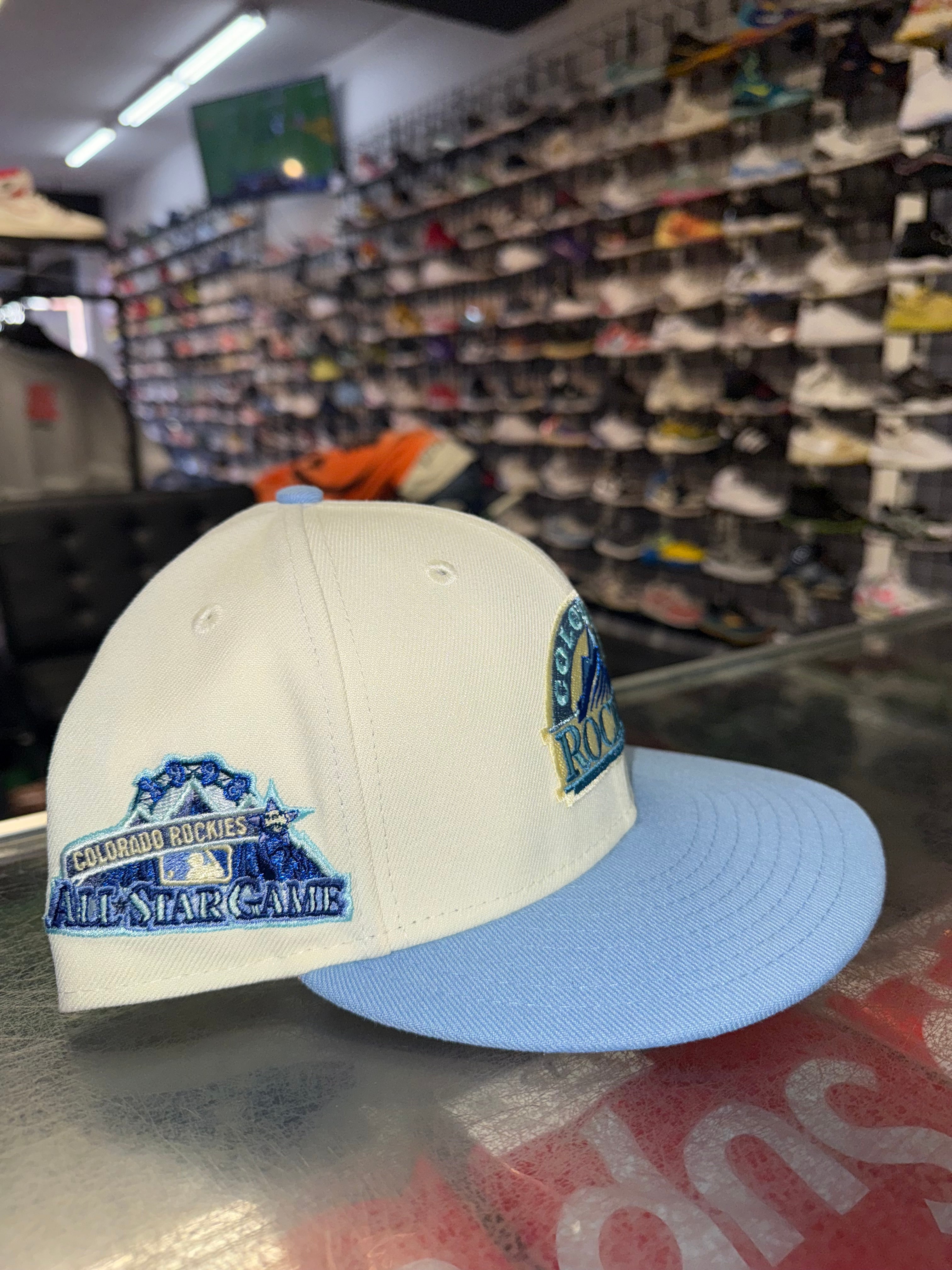 Size 7 5/8 New Era Fitted Hat “Rockies Blue”