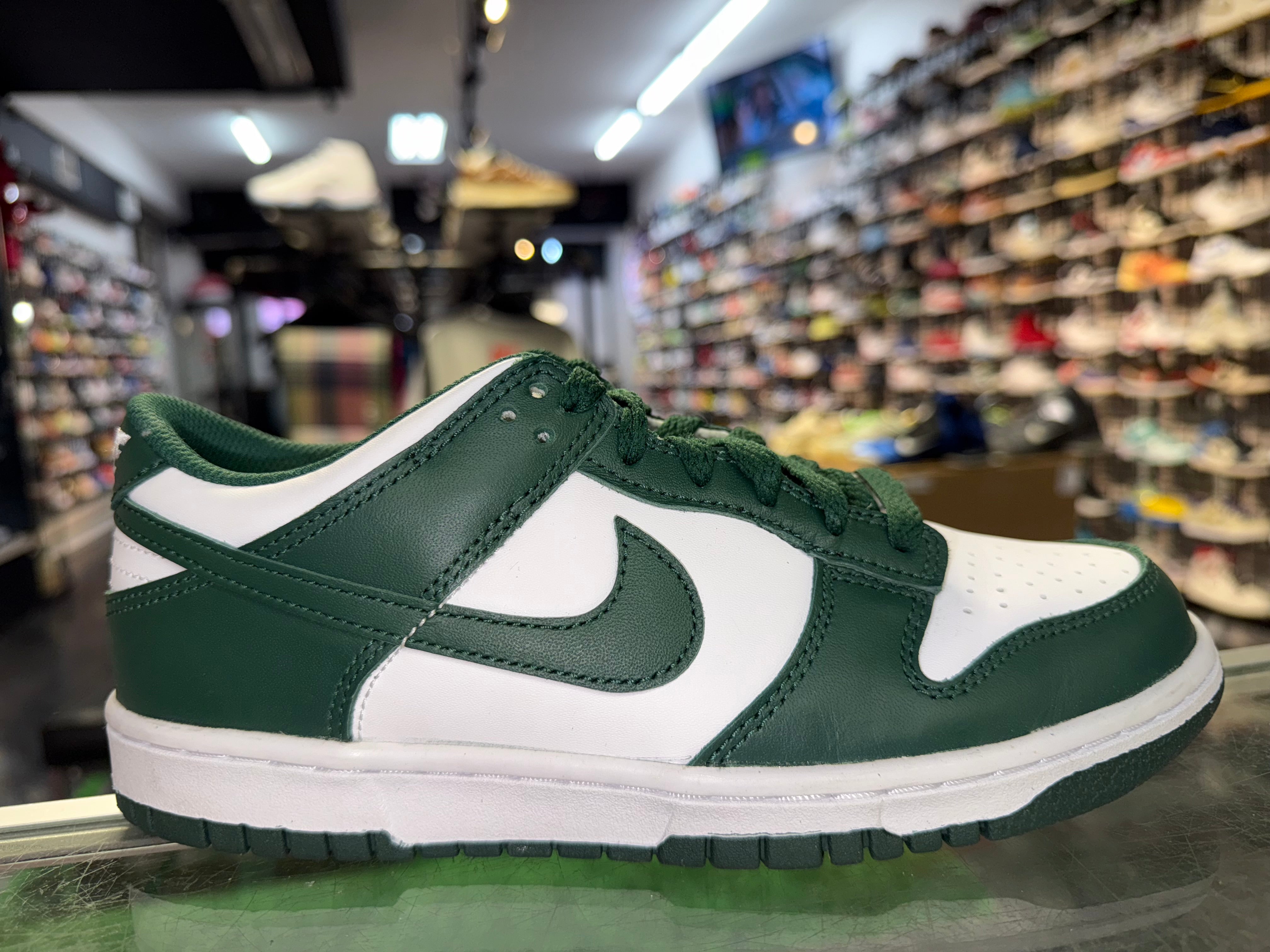 Size 6y Dunk Low "Michigan State"