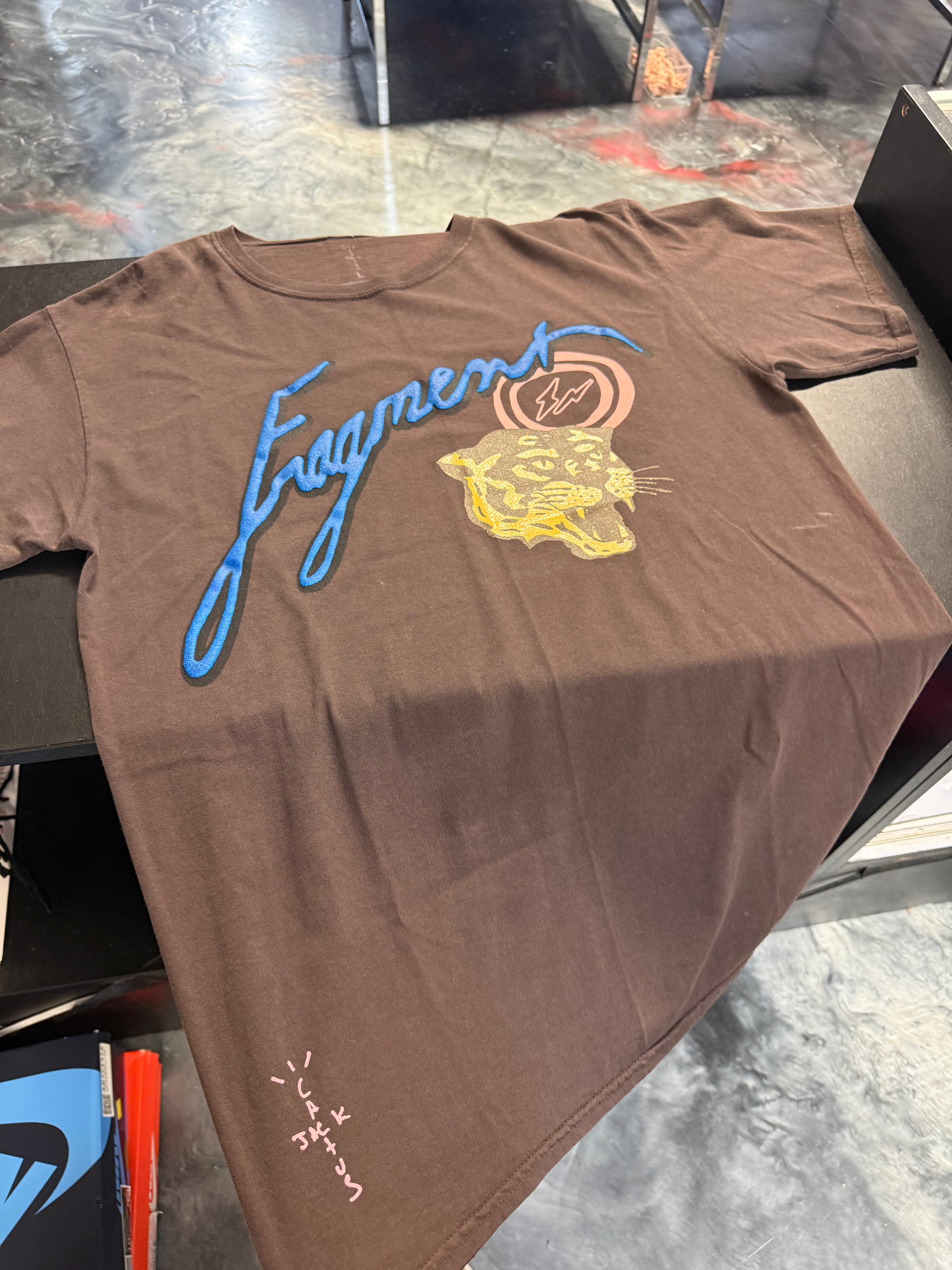 Size L Travis Scott x Fragment Tee “Brown” Worn 1x