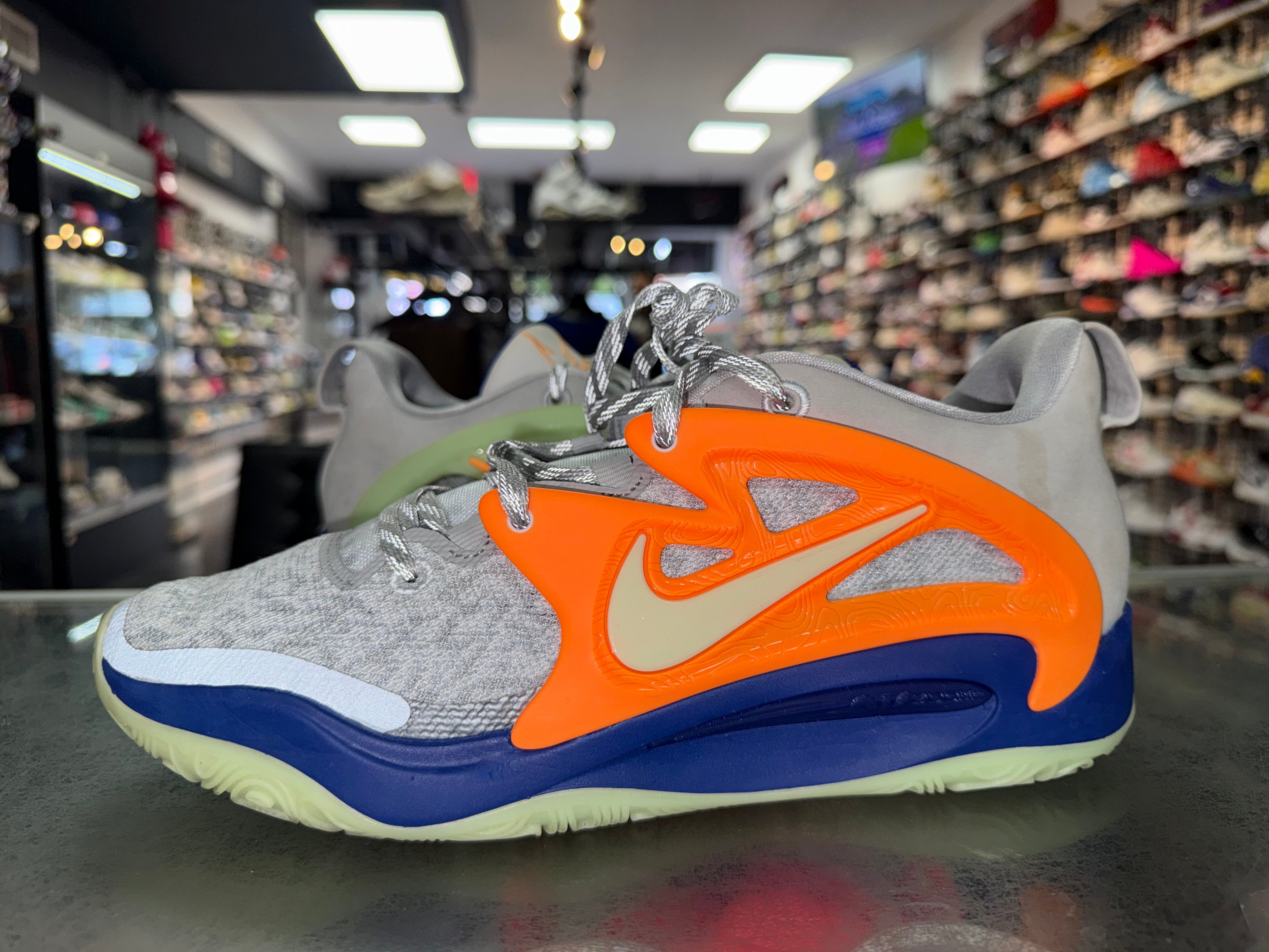 Size 9.5 KD 15 "Cardo"