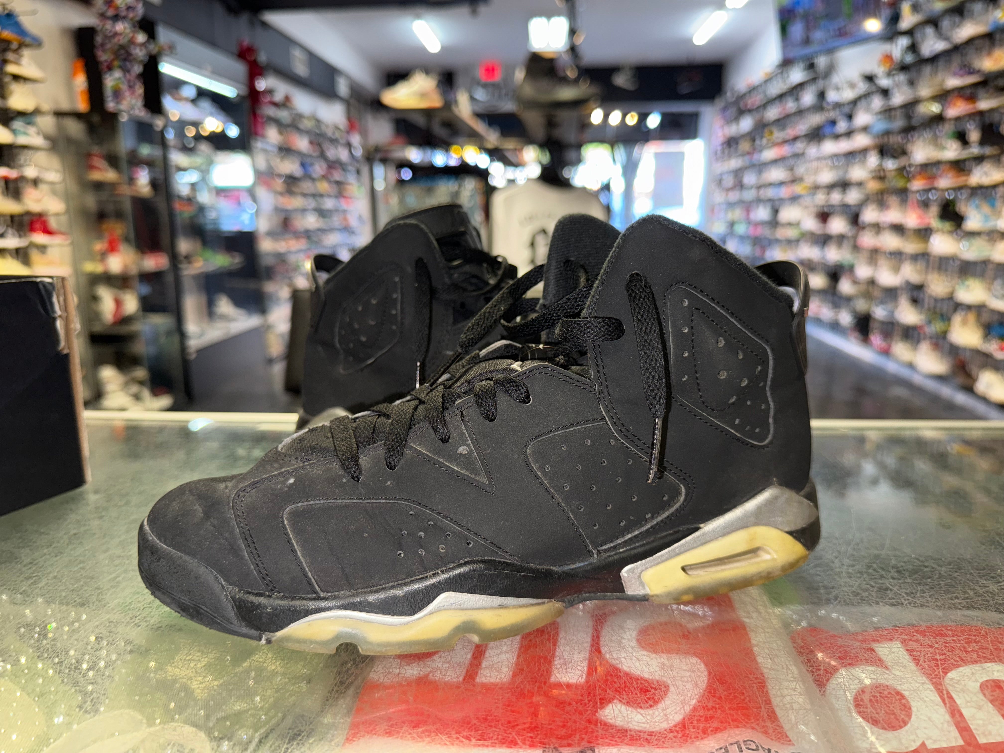 Size 6.5y Air Jordan 6 "Chrome"