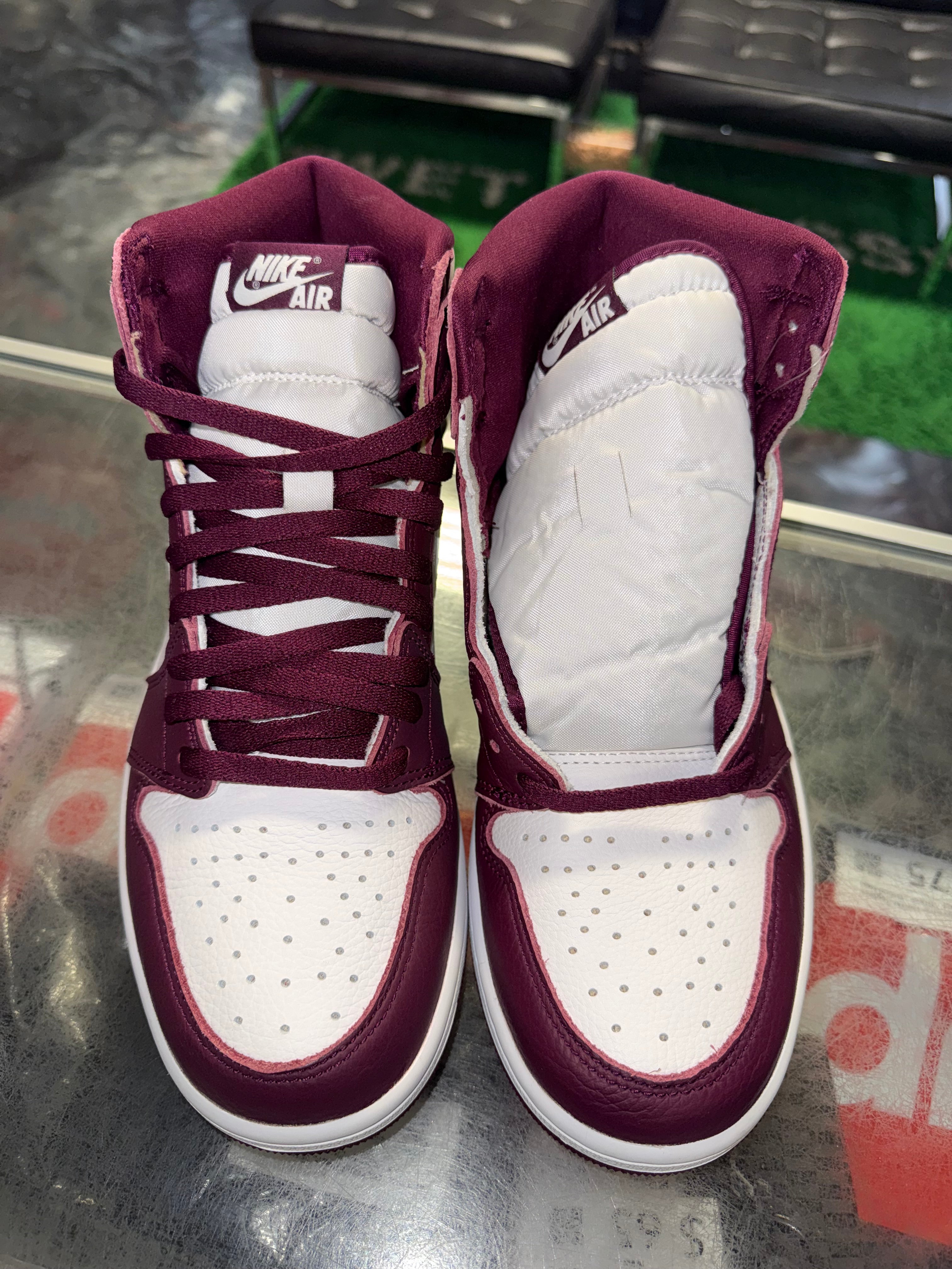 Size 10.5 Air Jordan 1 "Bordeaux" Brand New