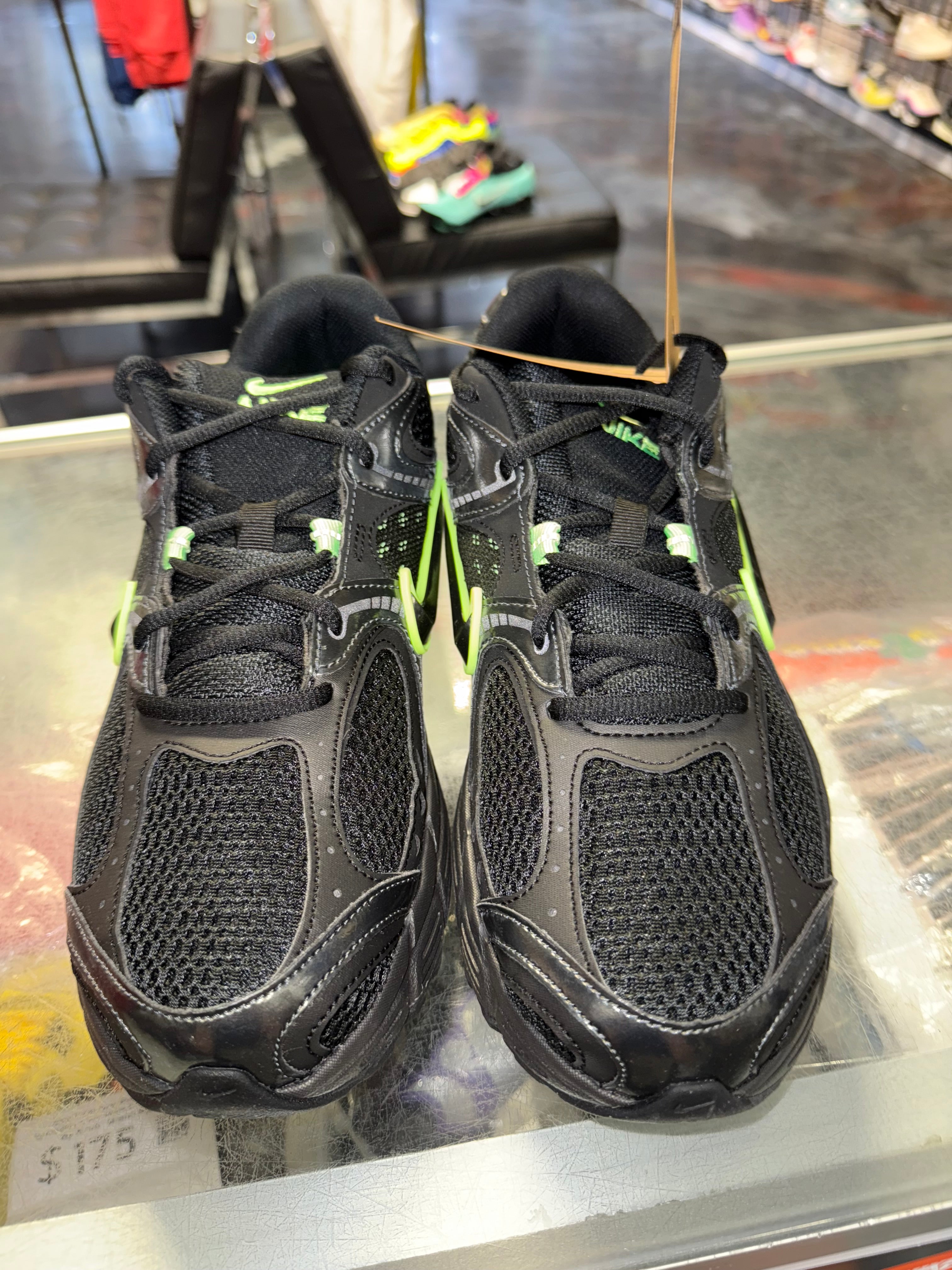 Size 10.5 Nike V5 Runner “Lime Blast” Brand New
