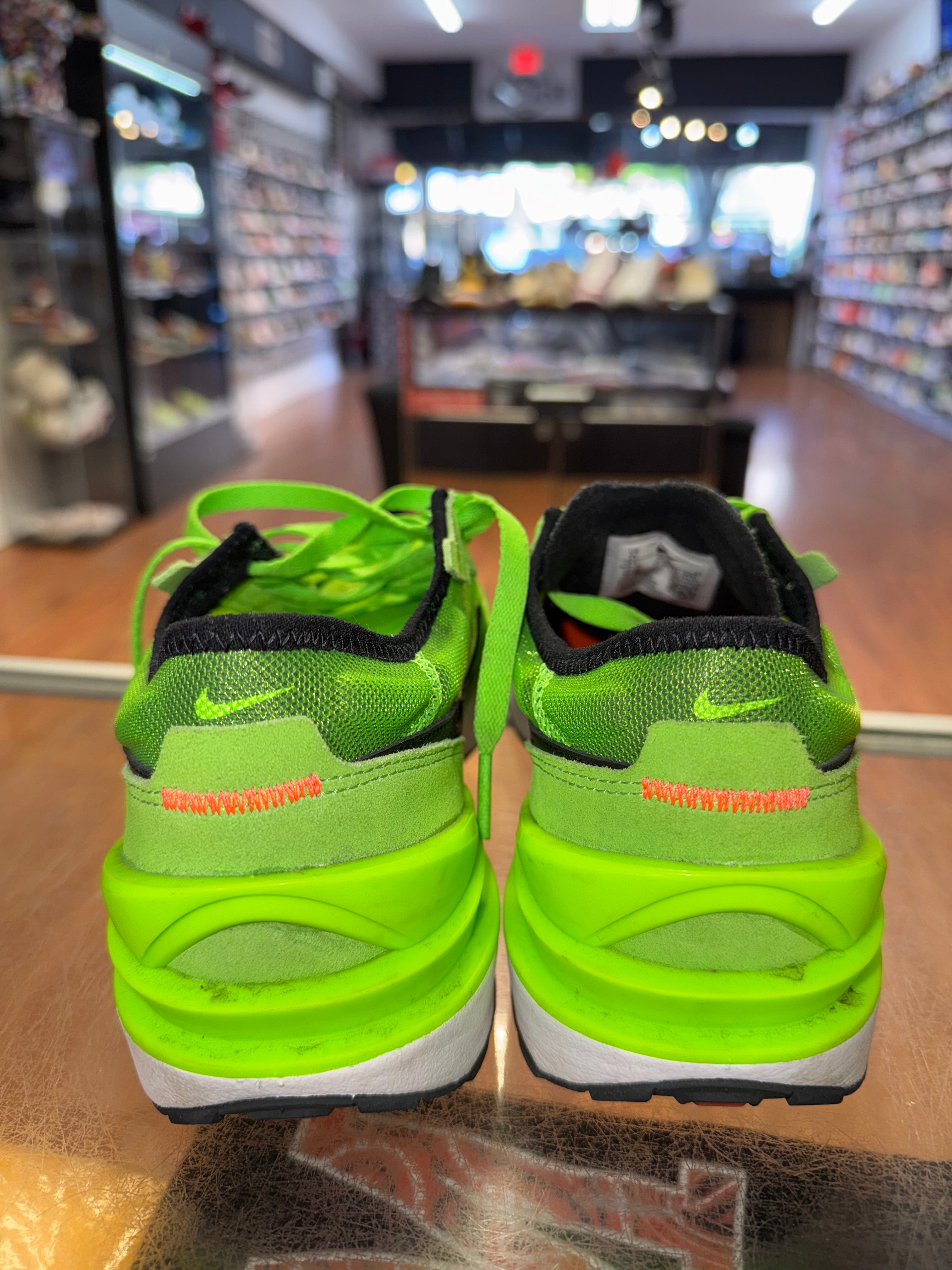 Size 7y Waffle One "Electric Green"