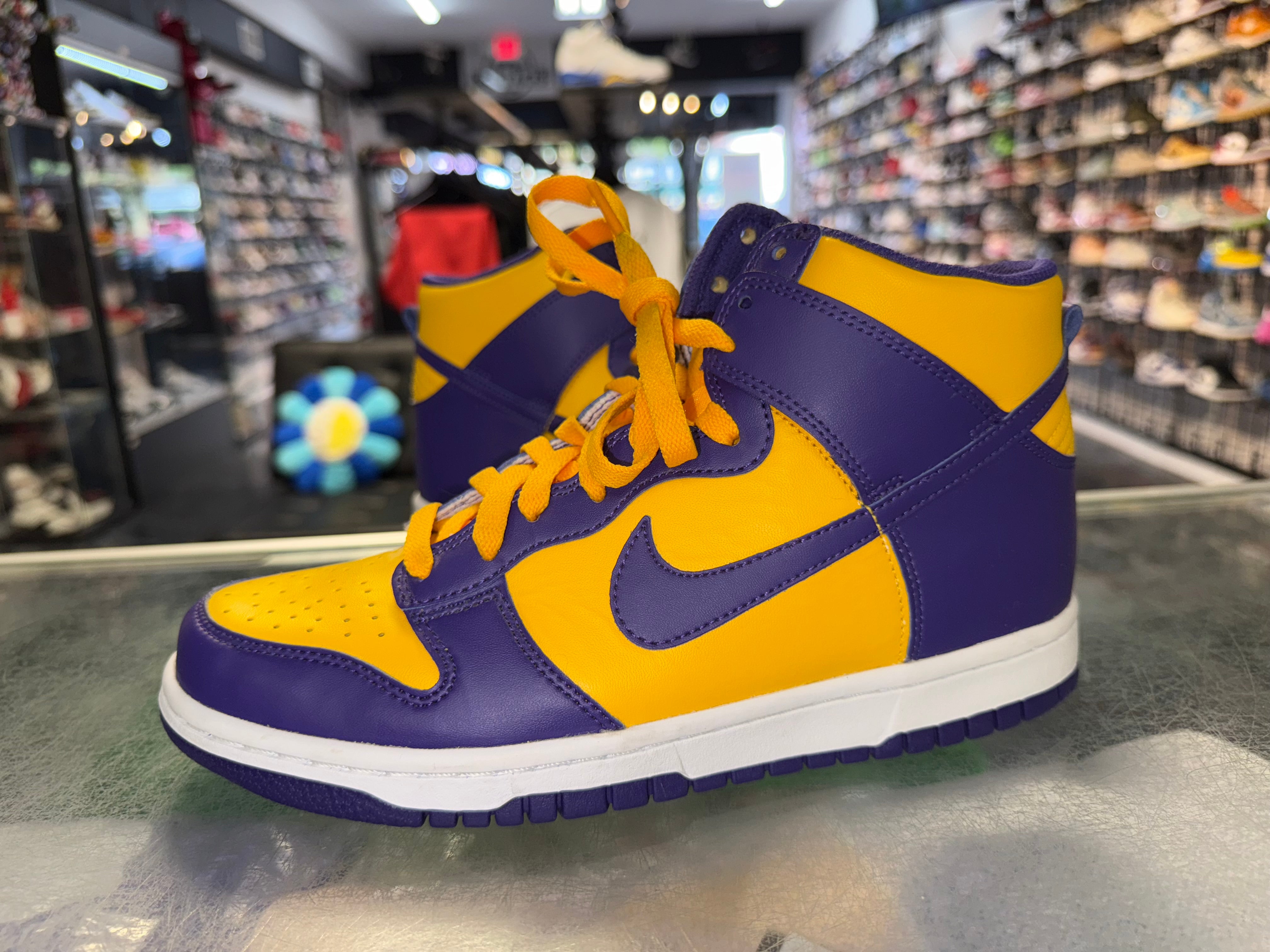 Size 7y Dunk High "Lakers"