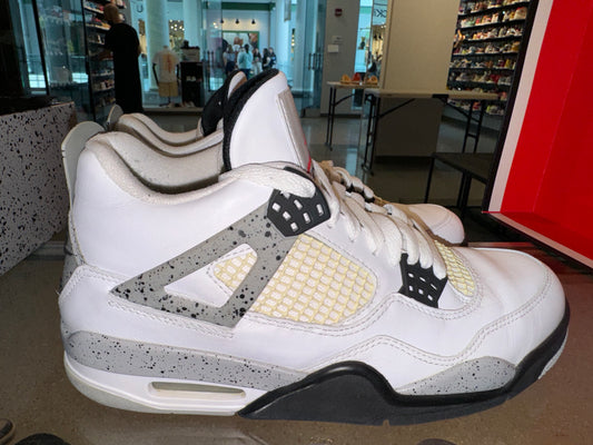Size 8.5 Air Jordan 4 “White Cement” 2016 (Mall)