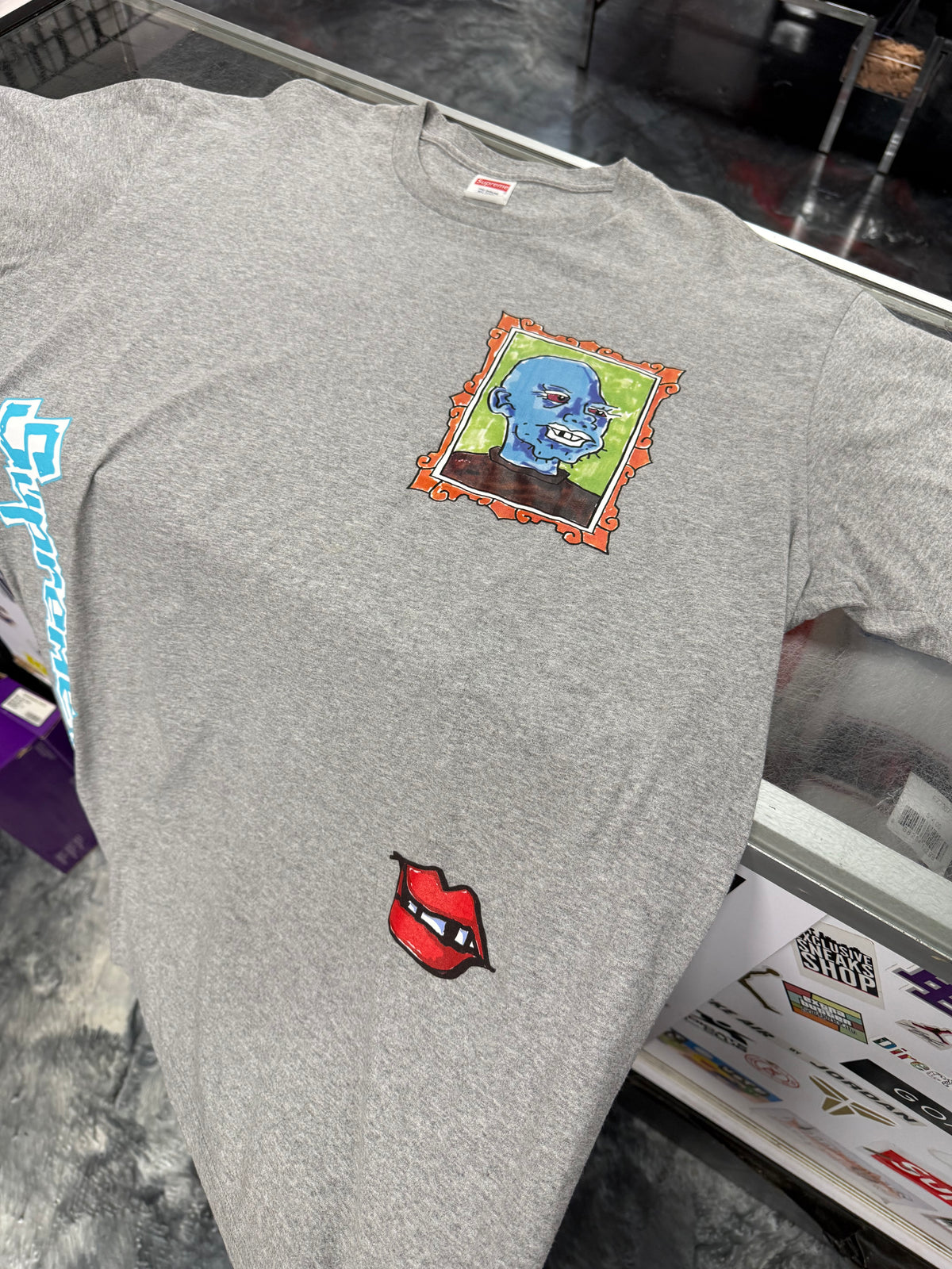 Supreme Gonz Portrait Tee Grey, pre-owned, size XL – view 3
