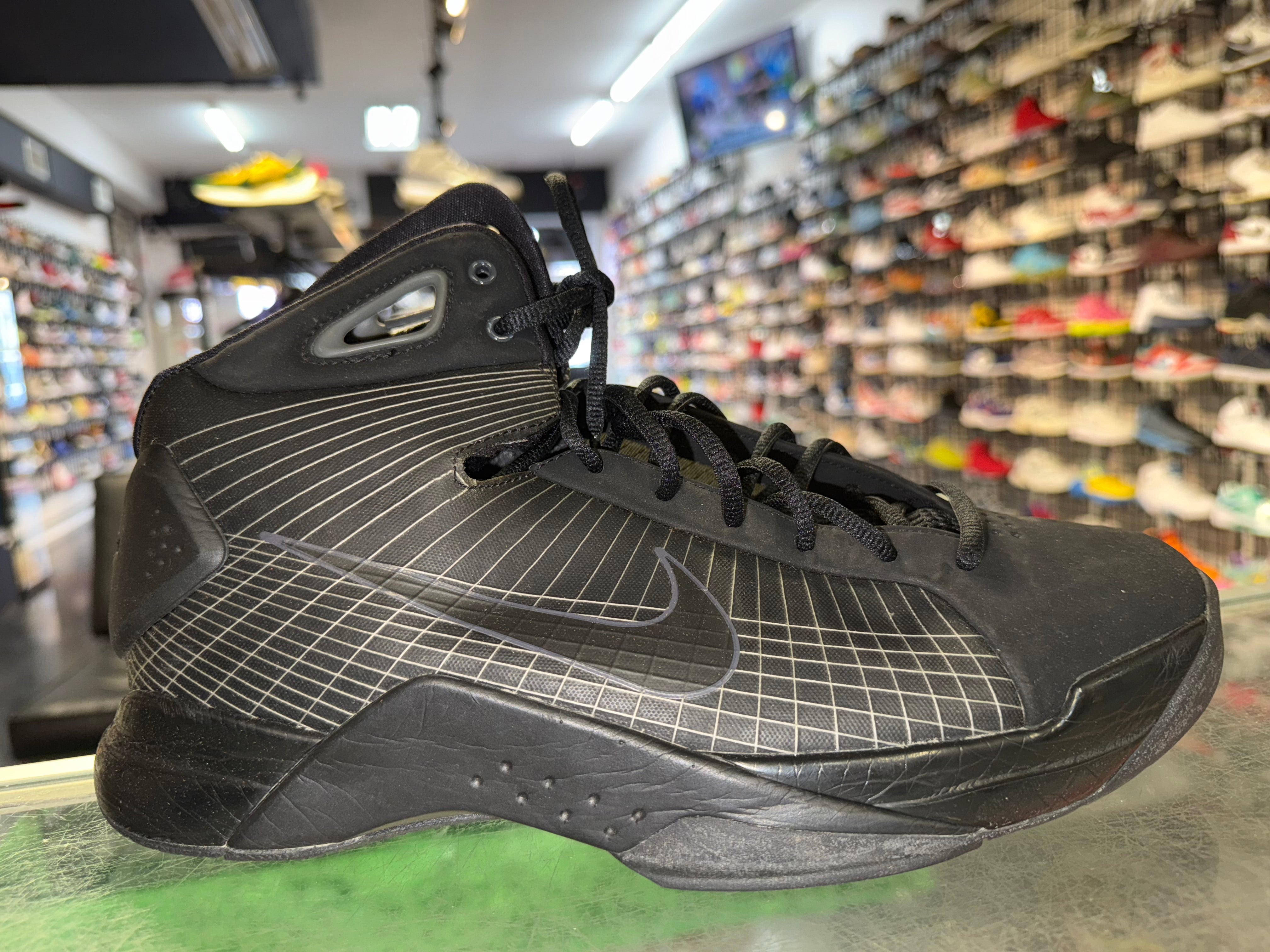 Size 10.5 Nike Hyper Dunk 2008 "Triple Black" - NB