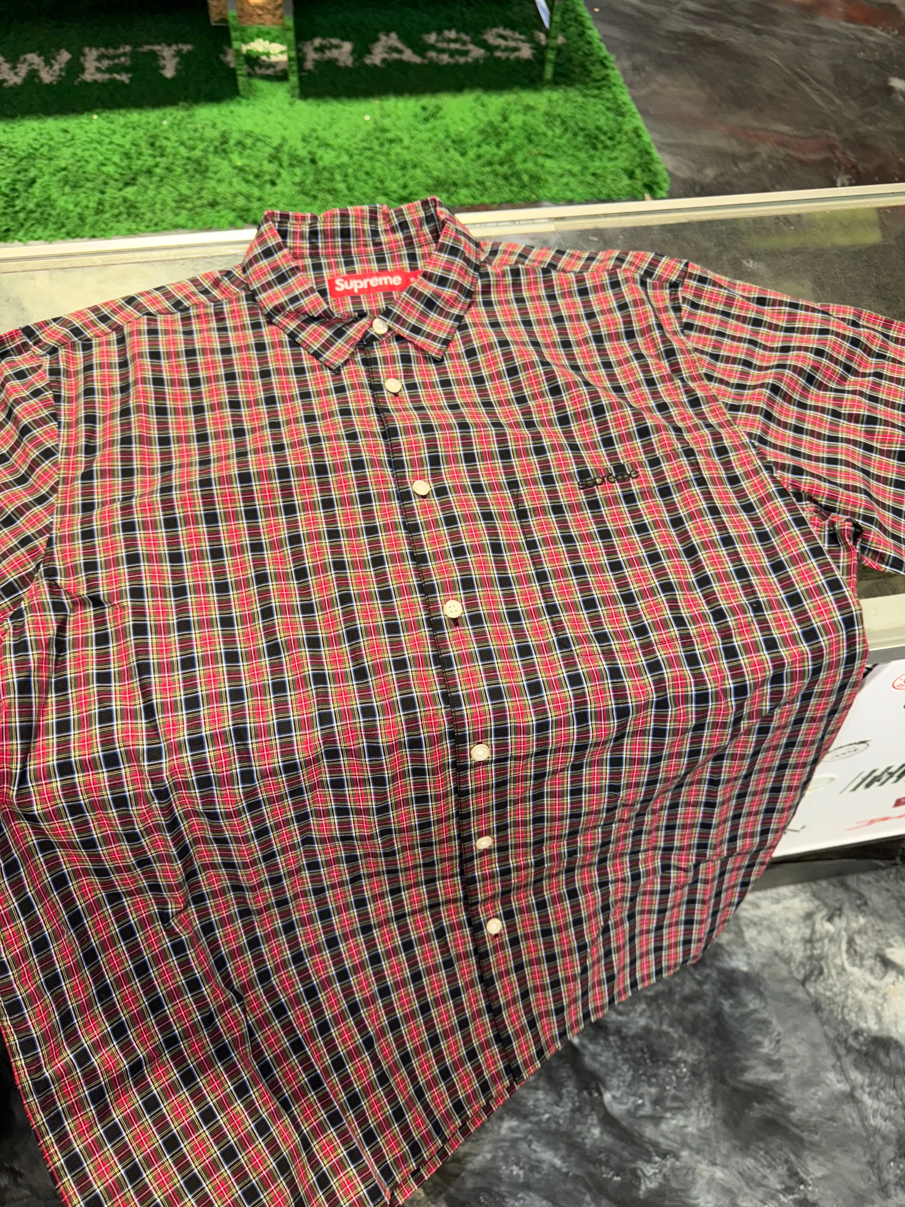 Size XL Supreme Loose Fit Plaid SS Tee “Black” Worn 1x