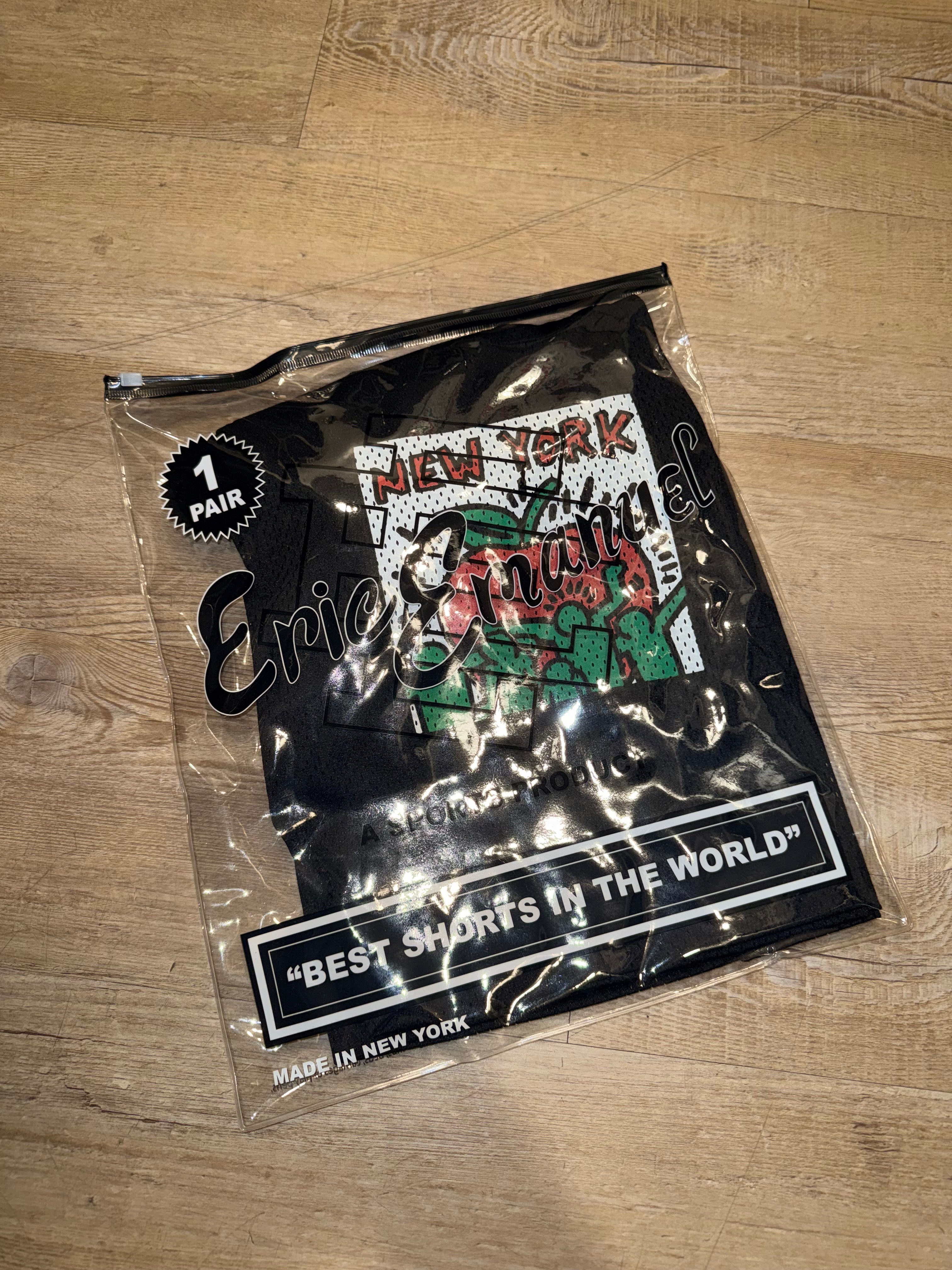 Size M Eric Emanuel EE Shorts “Keith Haring NY” Brand New