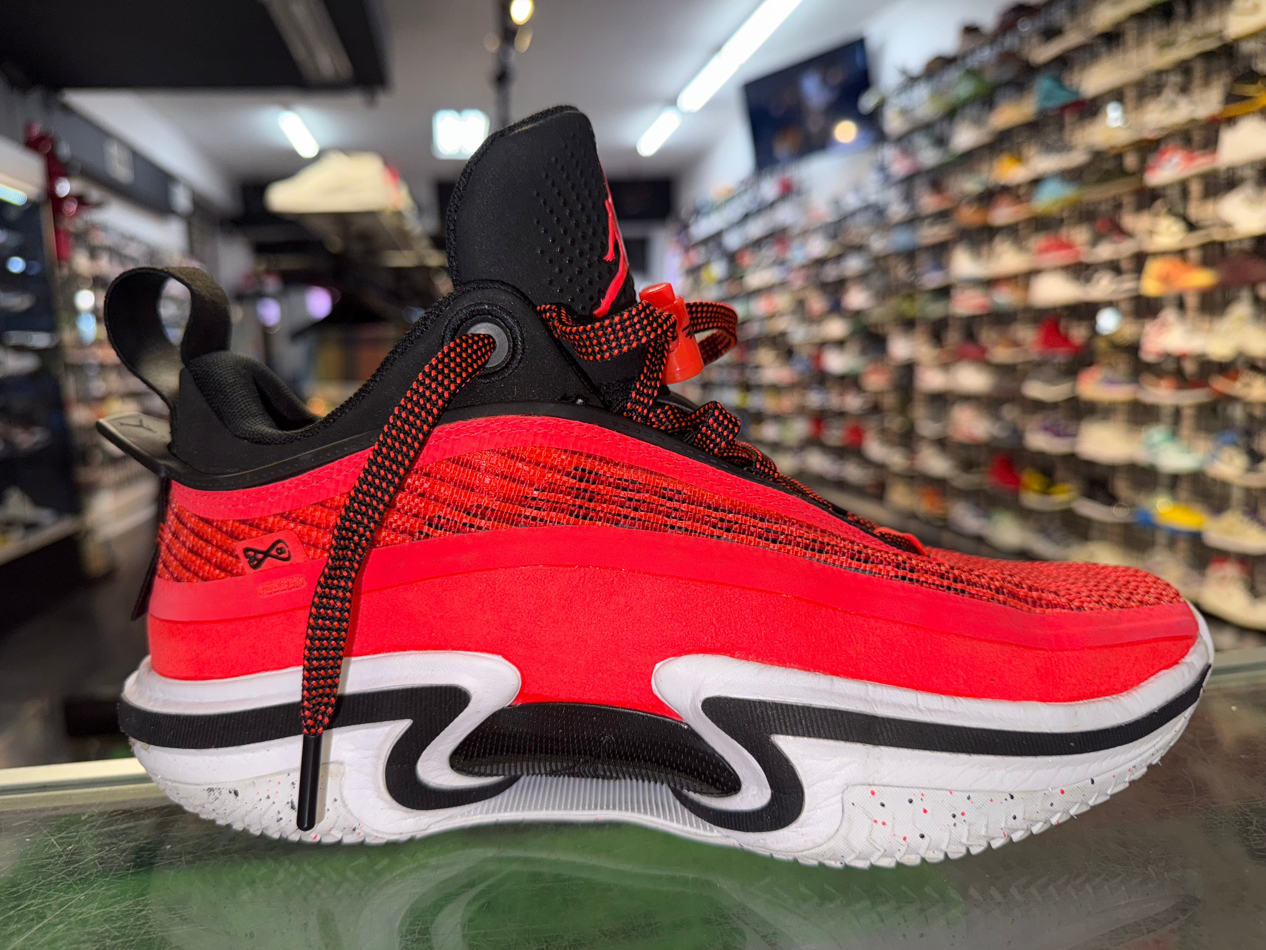 Size 9 AJ 36 "Infrared" - NB