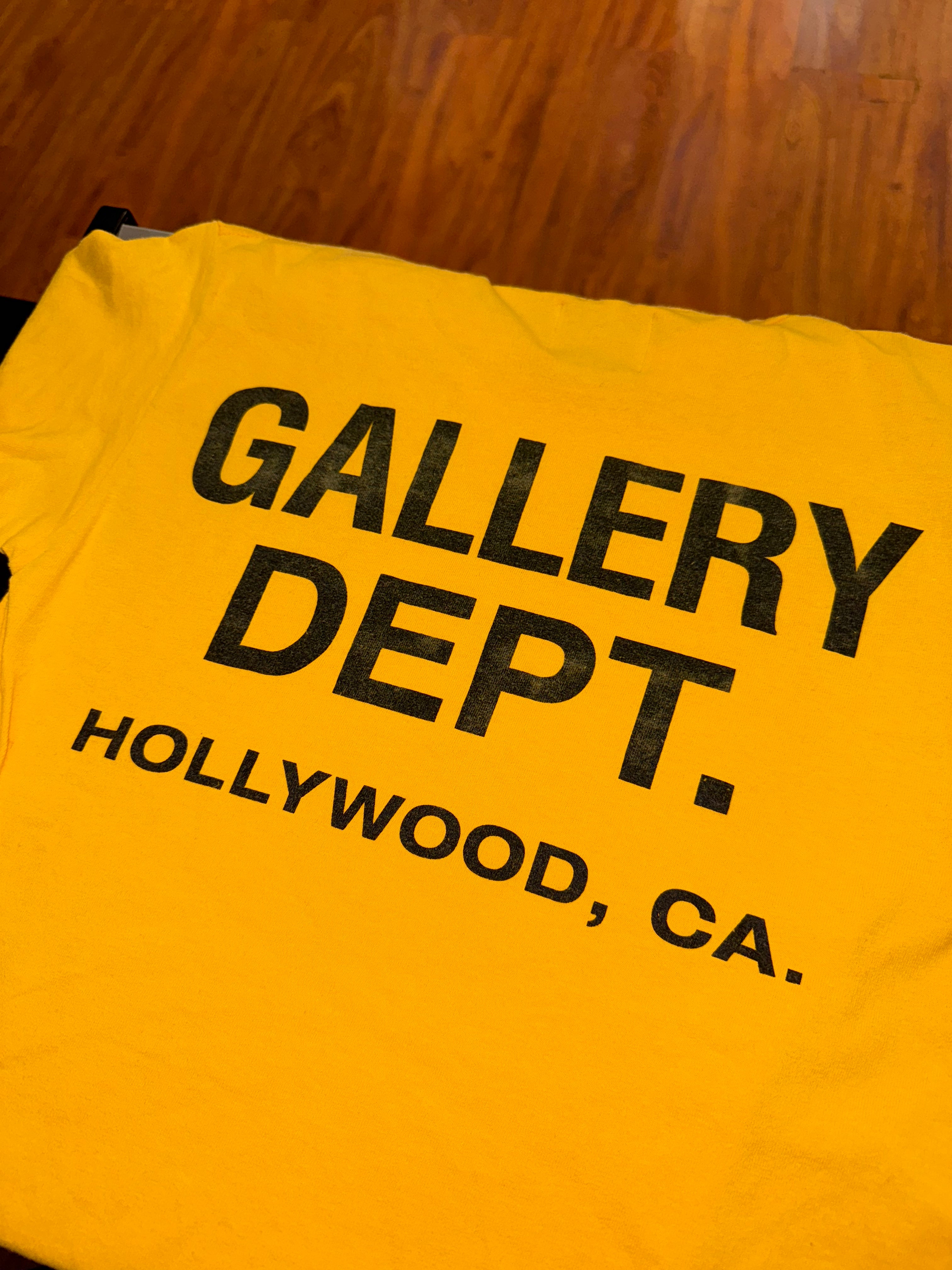 Size XS Gallery Dept Souvenir Tee “Yellow”