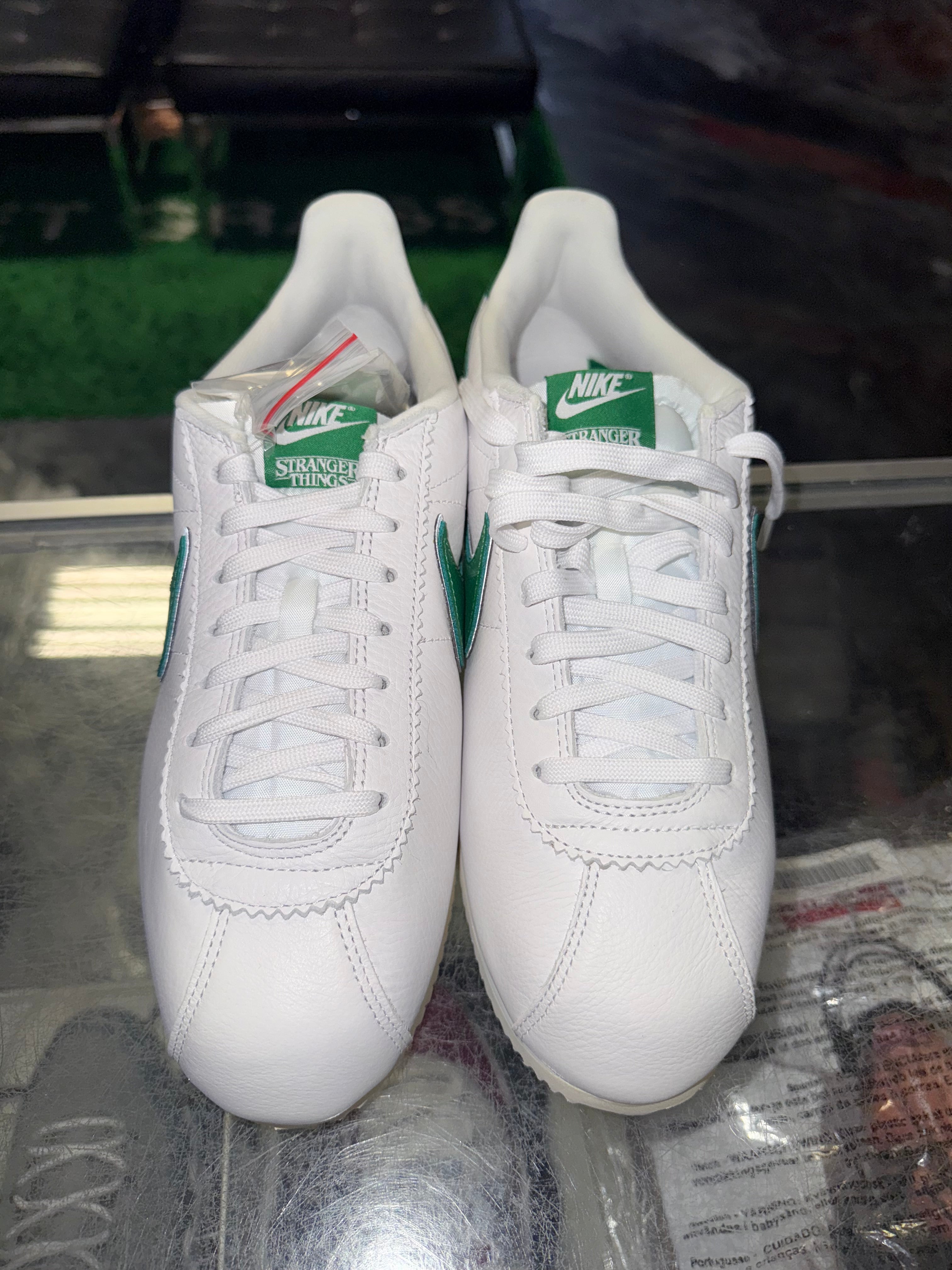 Size  10.5 Classic Cortez Stranger Things "Hawkins High School" Brand New