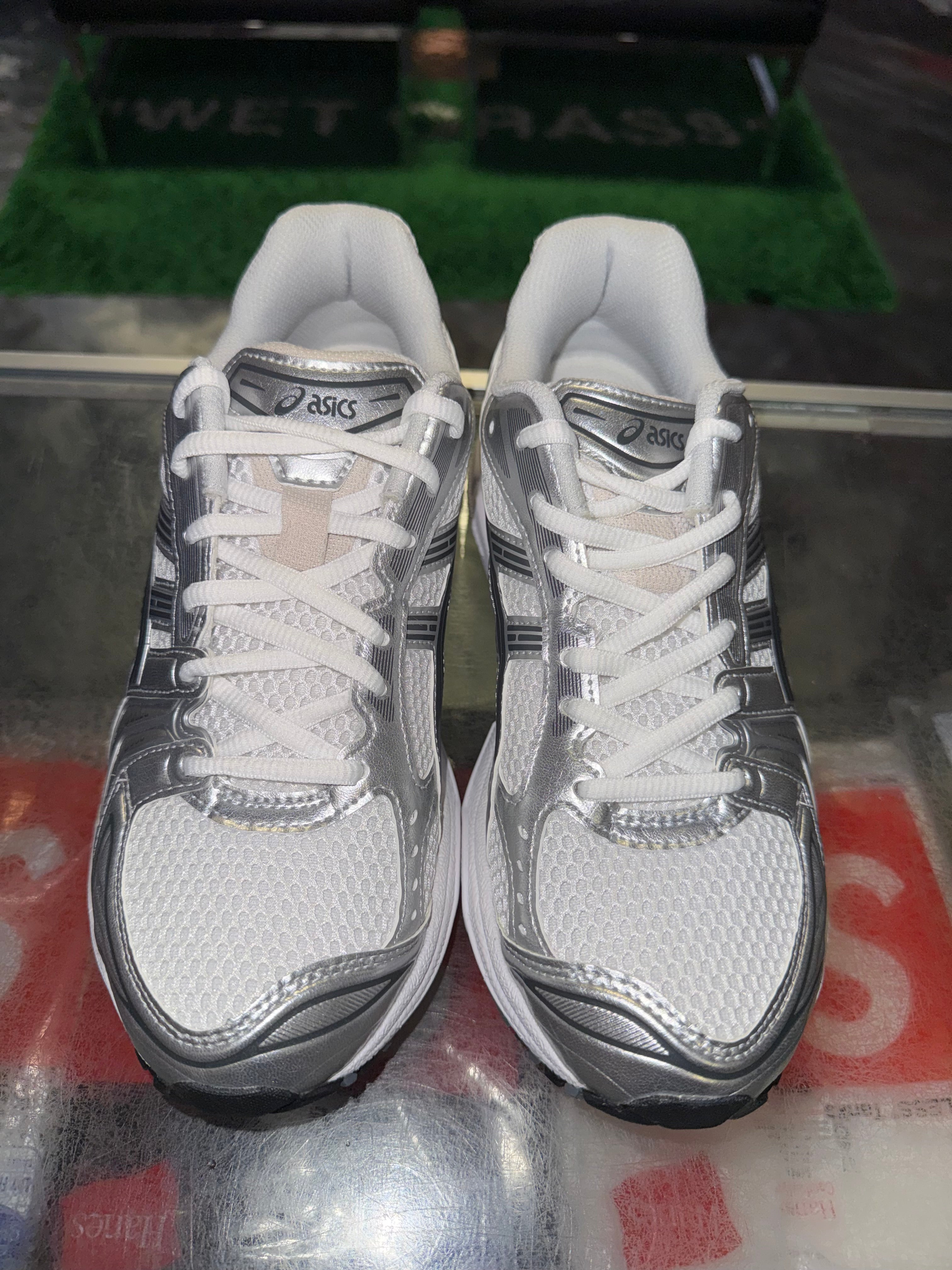 Size 7 Asics Gel-Kayano 14 "Graphite Grey" Brand New