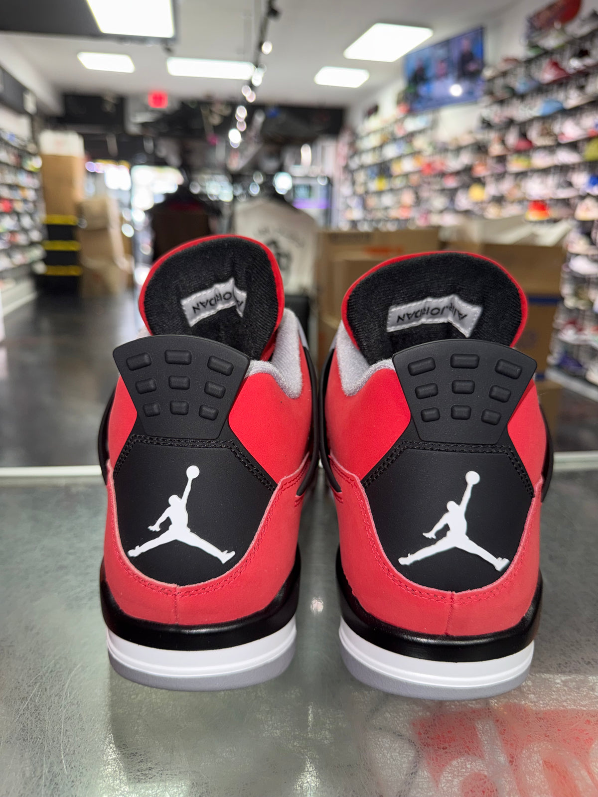 Air Jordan 4 Toro Bravo sneaker, pre-owned, size 10.5 – view 6