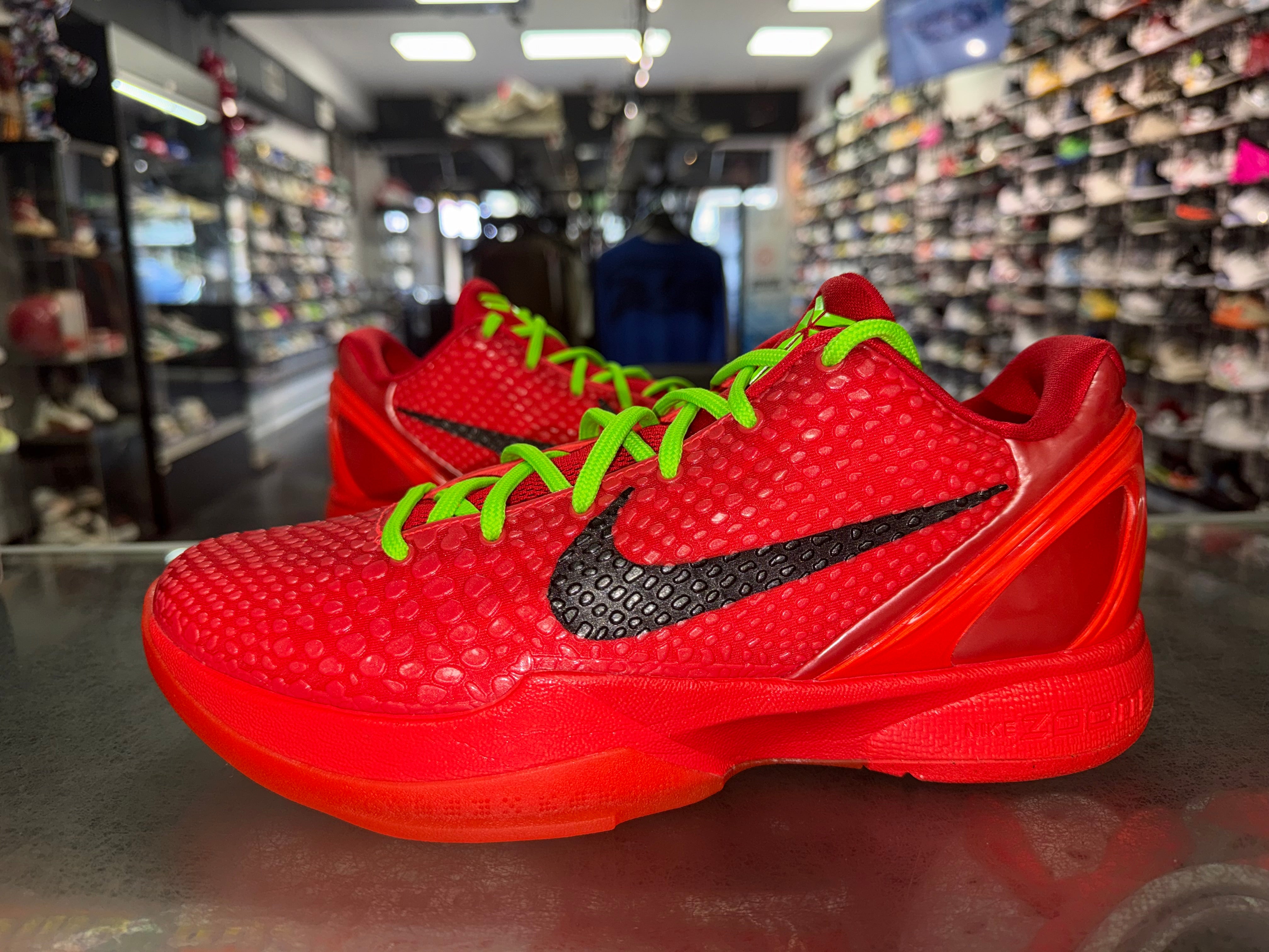 Size 8.5 Kobe 6 Protro "Reverse Grinch"