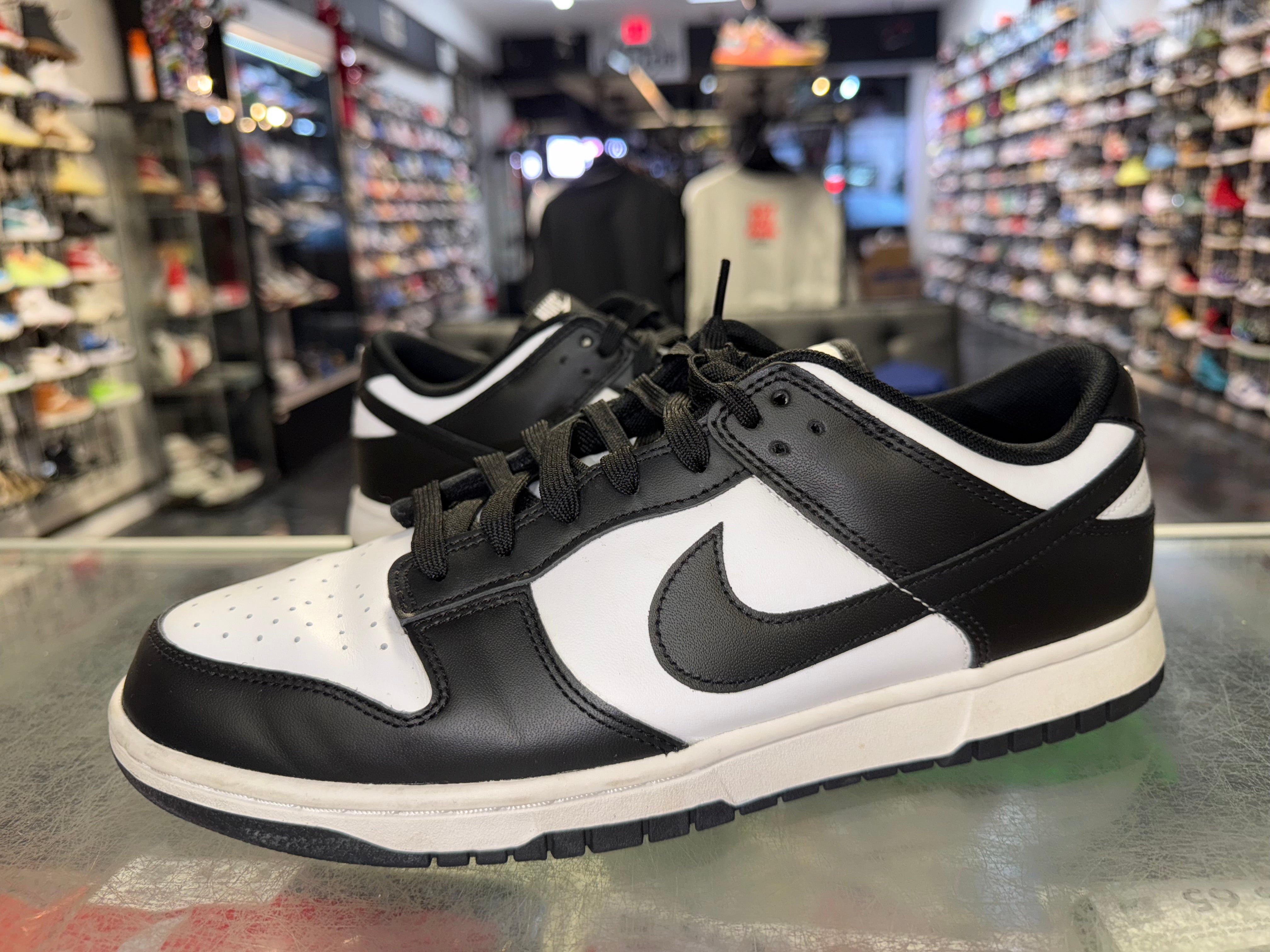 Size 10 Dunk Low "Panda"