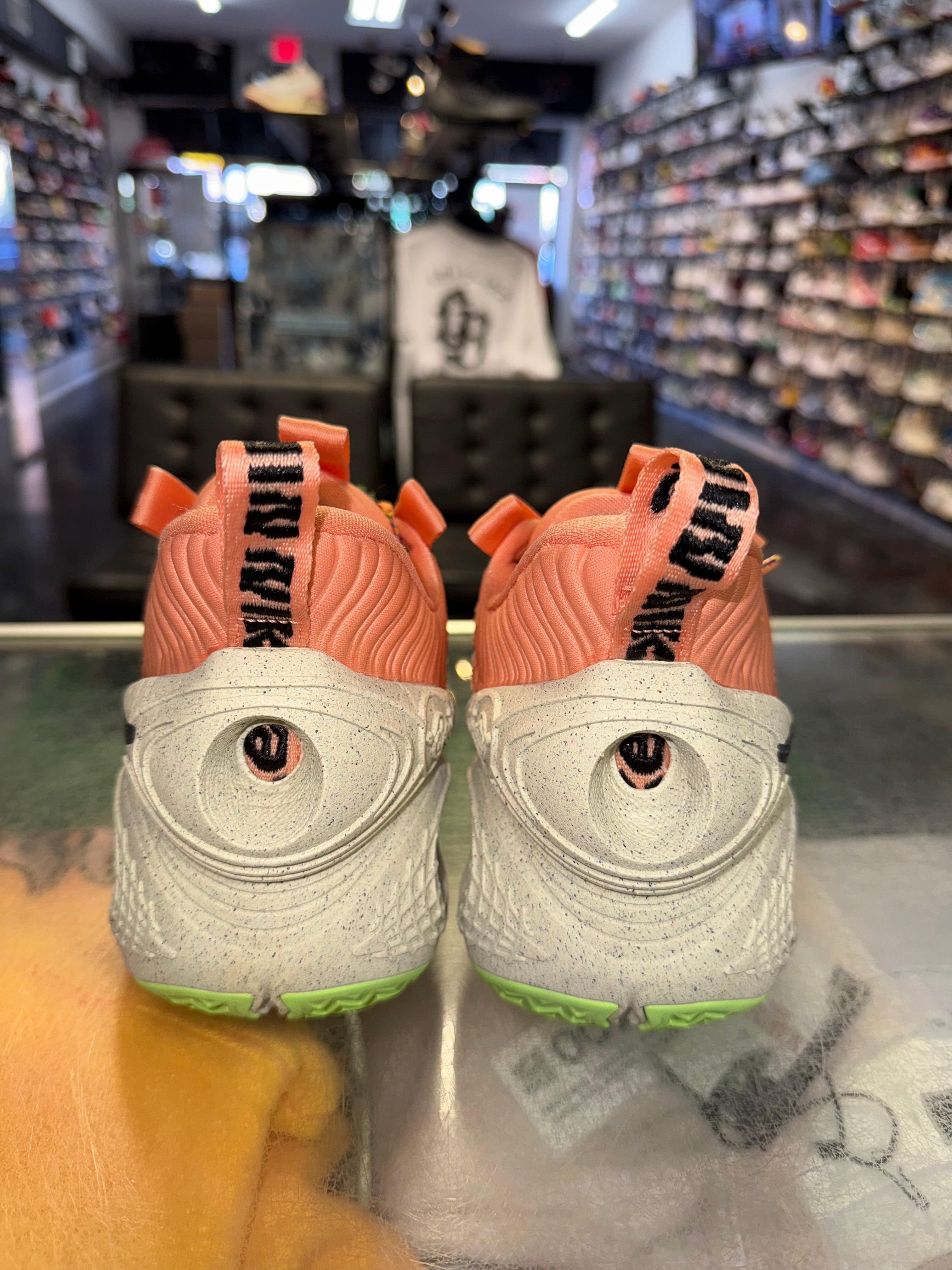 Size 9 Nike Cosmic Unity 