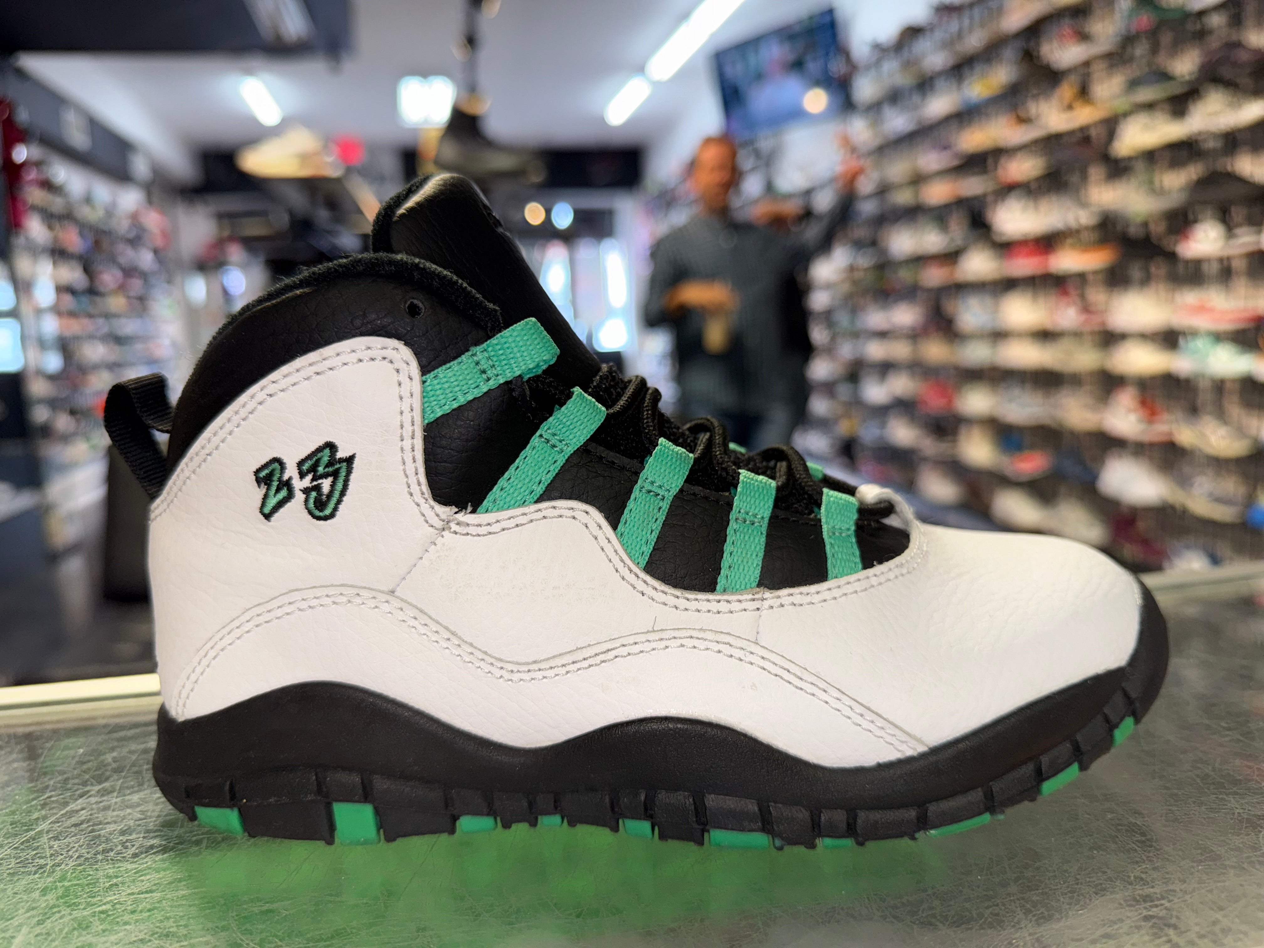 Size 2.5y Air Jordan 10 “Verde" (PS)