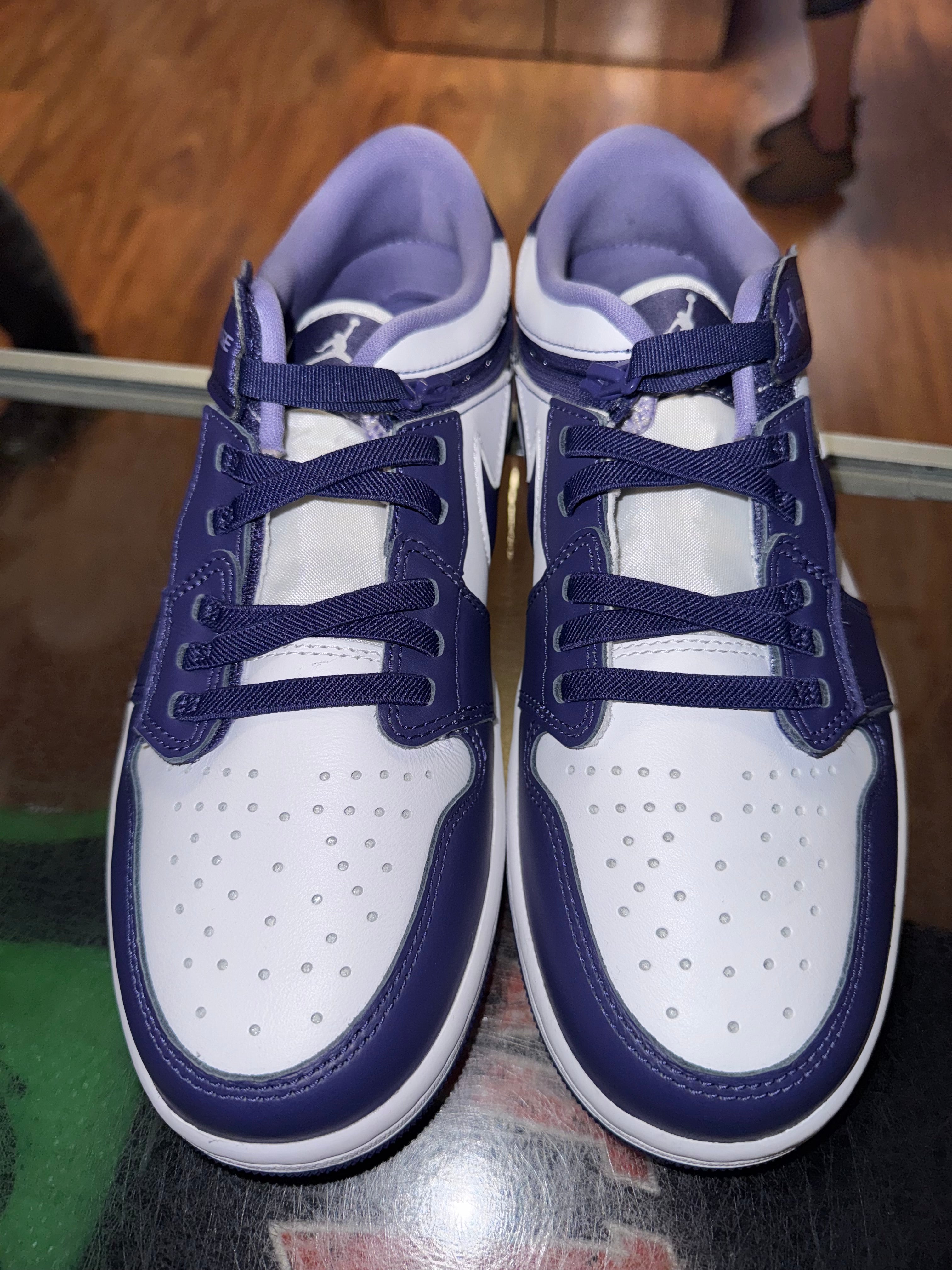 Size 10 Jordan 1 Low Flyease "Violet Purple" Brand New