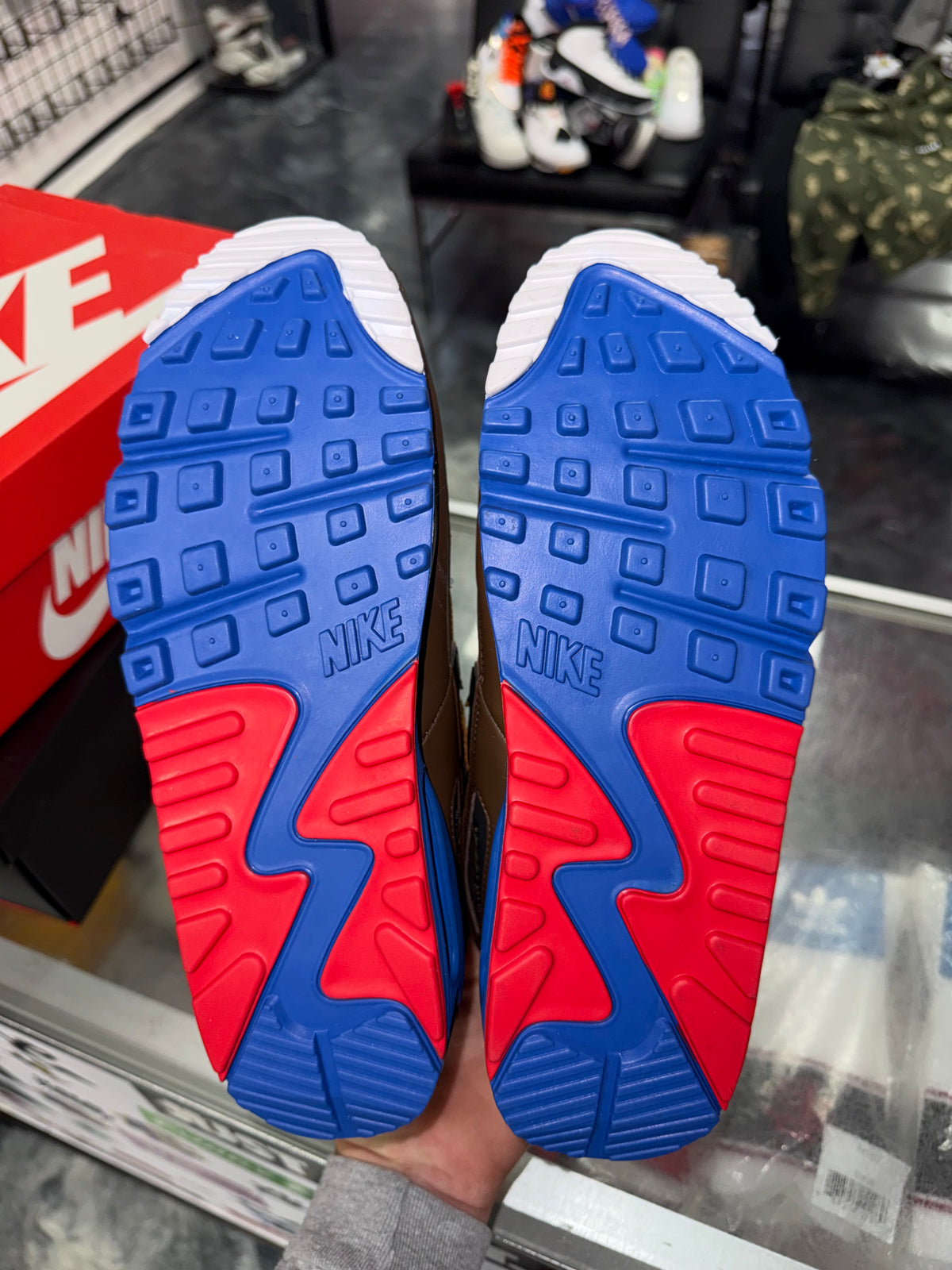 Nike Air Max 90 EA Sports Play Like Mad sneaker, new, size 9 – view 4