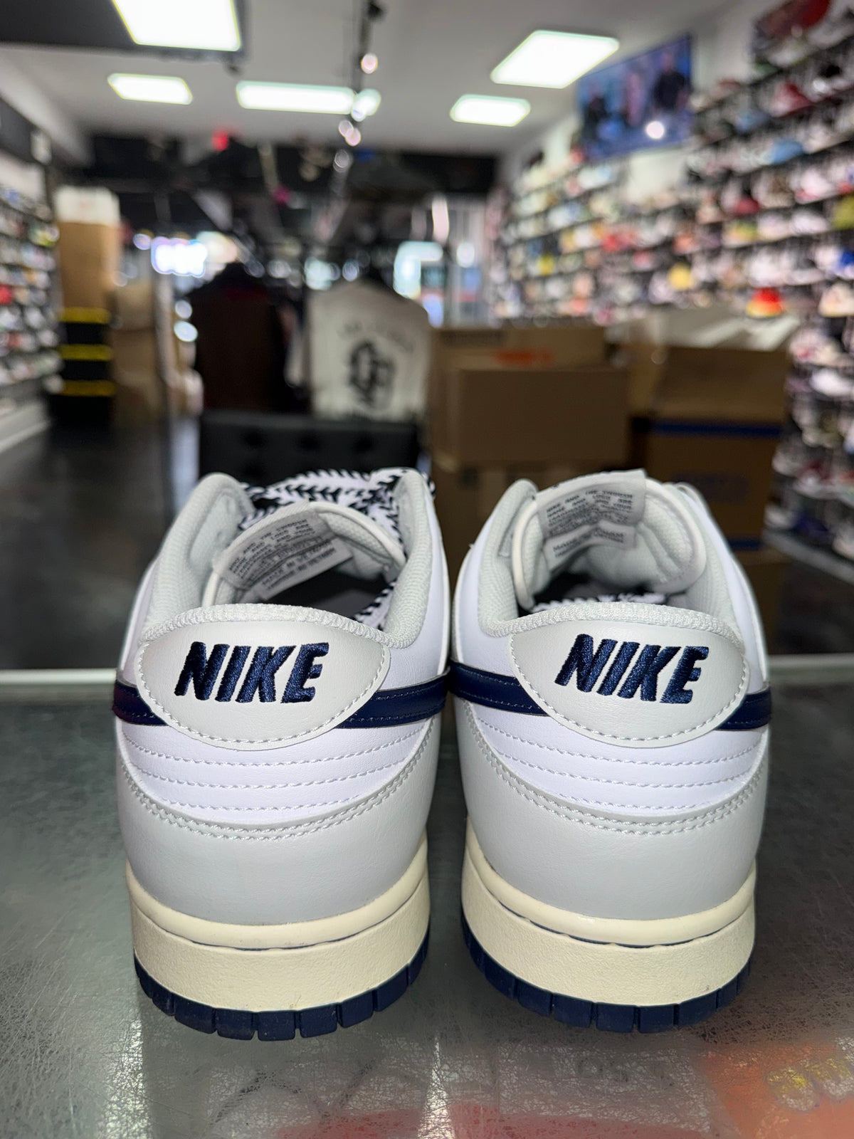 Nike Dunk Low New York Yankees sneaker, pre-owned, size 10.5 – view 6