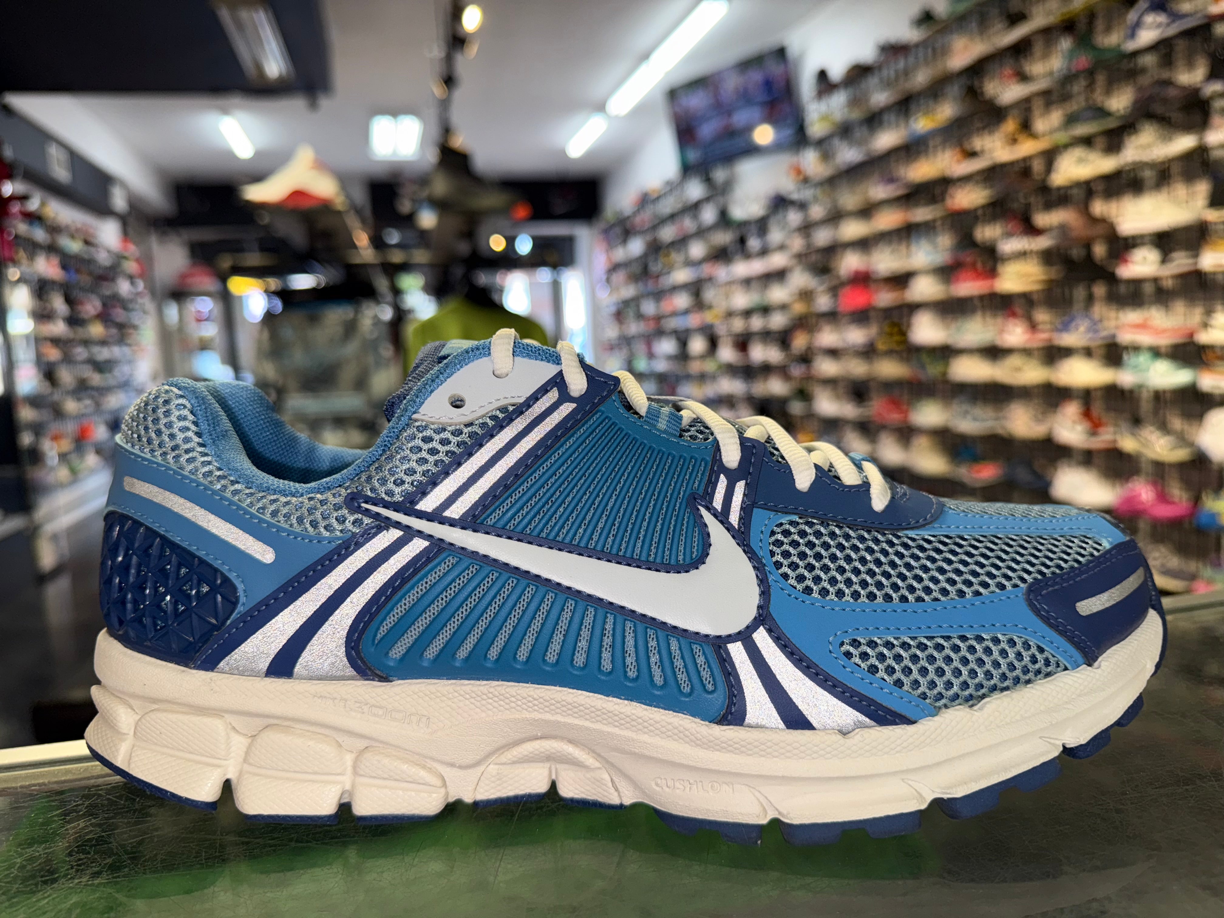Size 10 Zoom Vomero 5 “Worn Blue” Worn 1x