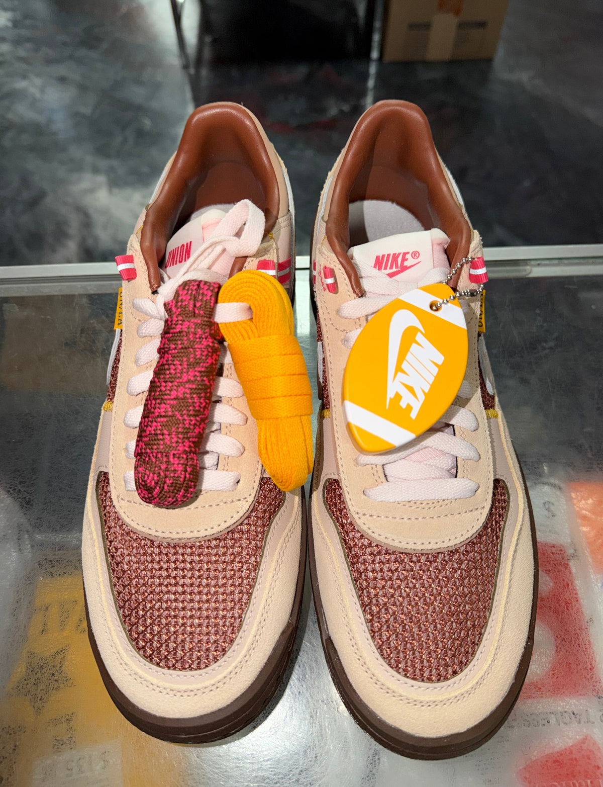 Nike Field General Union LA Shimmer sneaker, new, size 10.5 – view 2