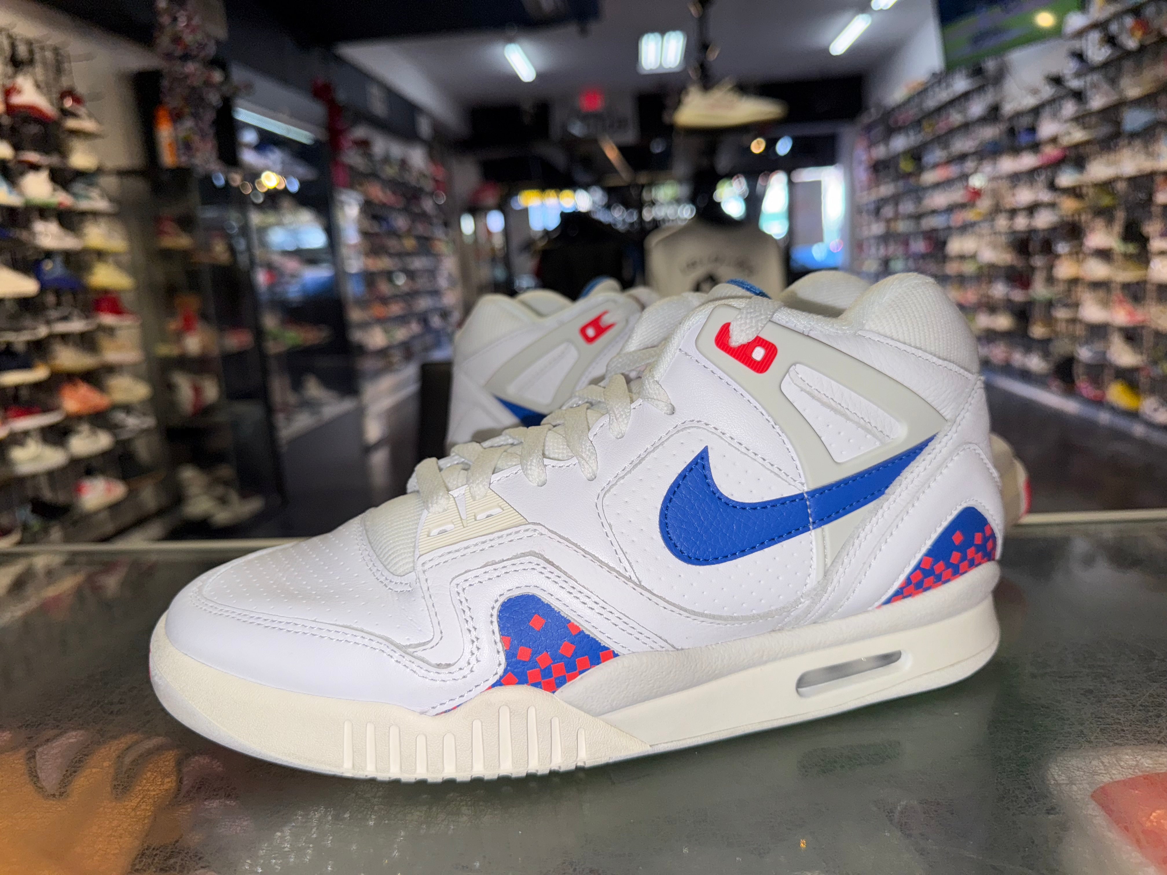 Size 9.5 Air Tech Challenge II "Pixel Court"