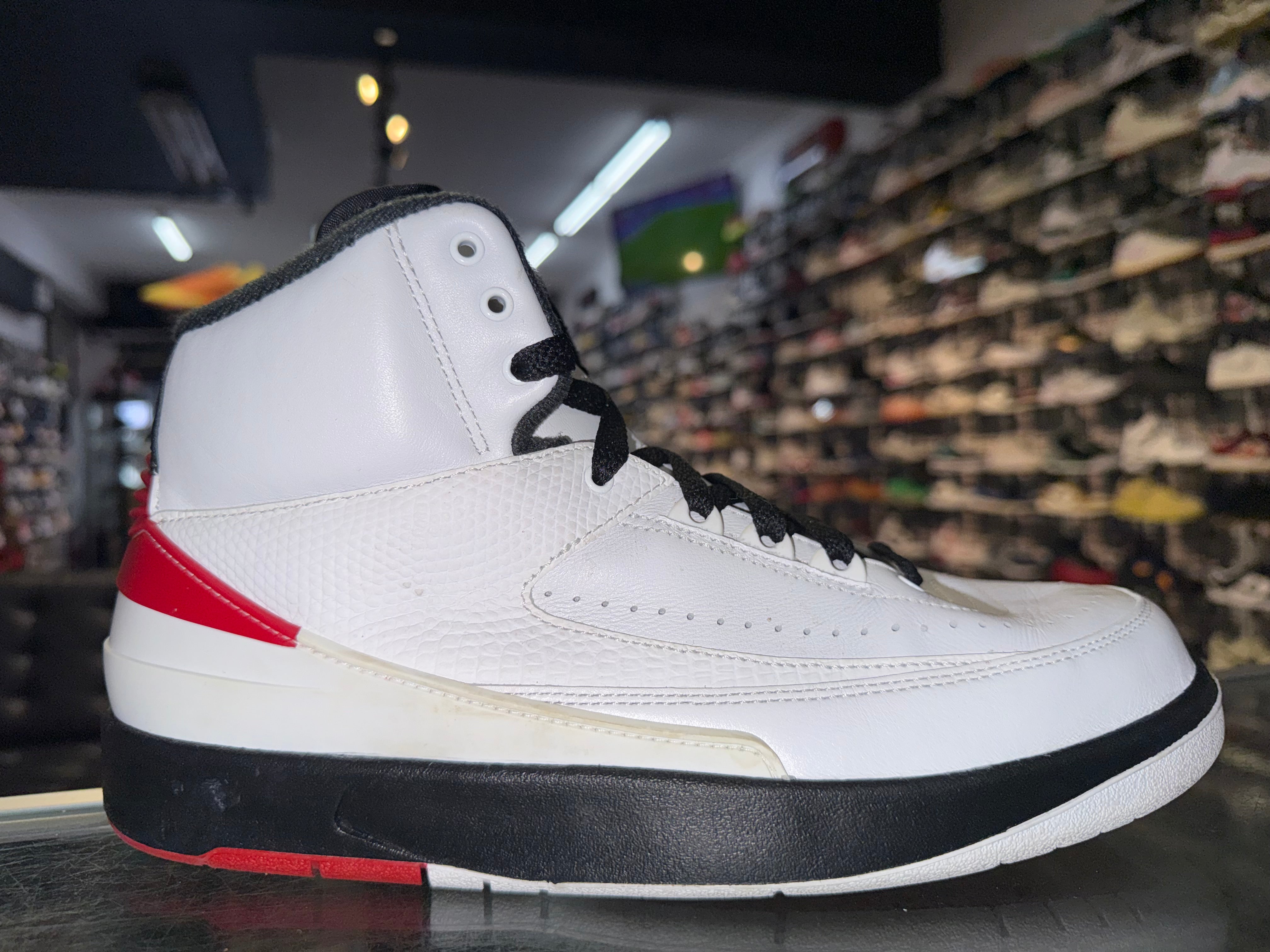 Size 8.5 (10W) Air Jordan 2 "Chicago"