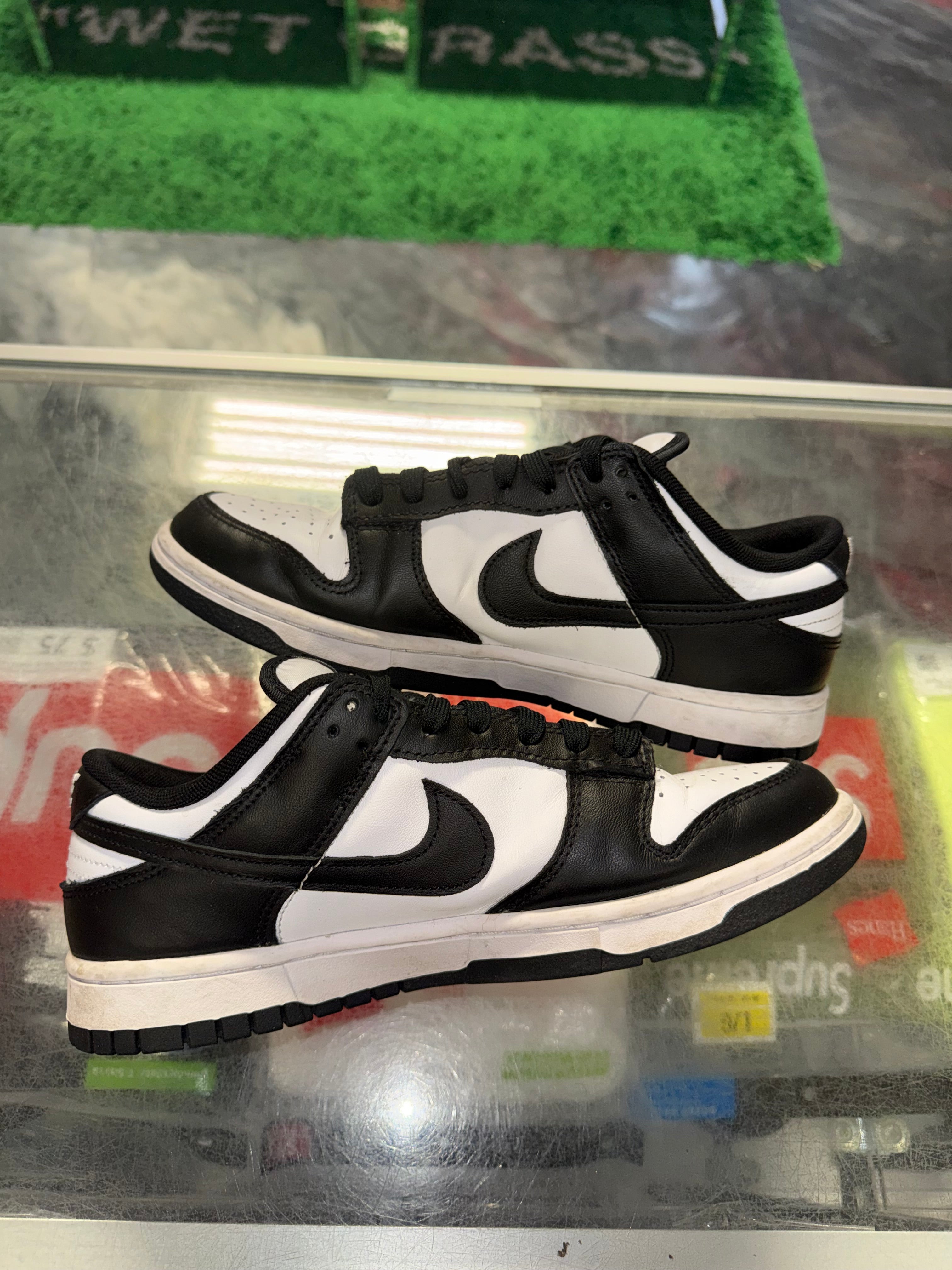 Size 7.5 Dunk Low "Panda" - NB