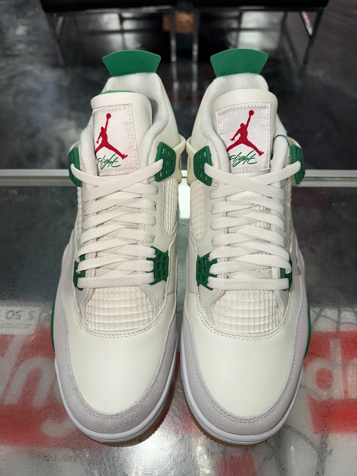 Size 11 Air Jordan 4 SB "Pine Green" Brand New