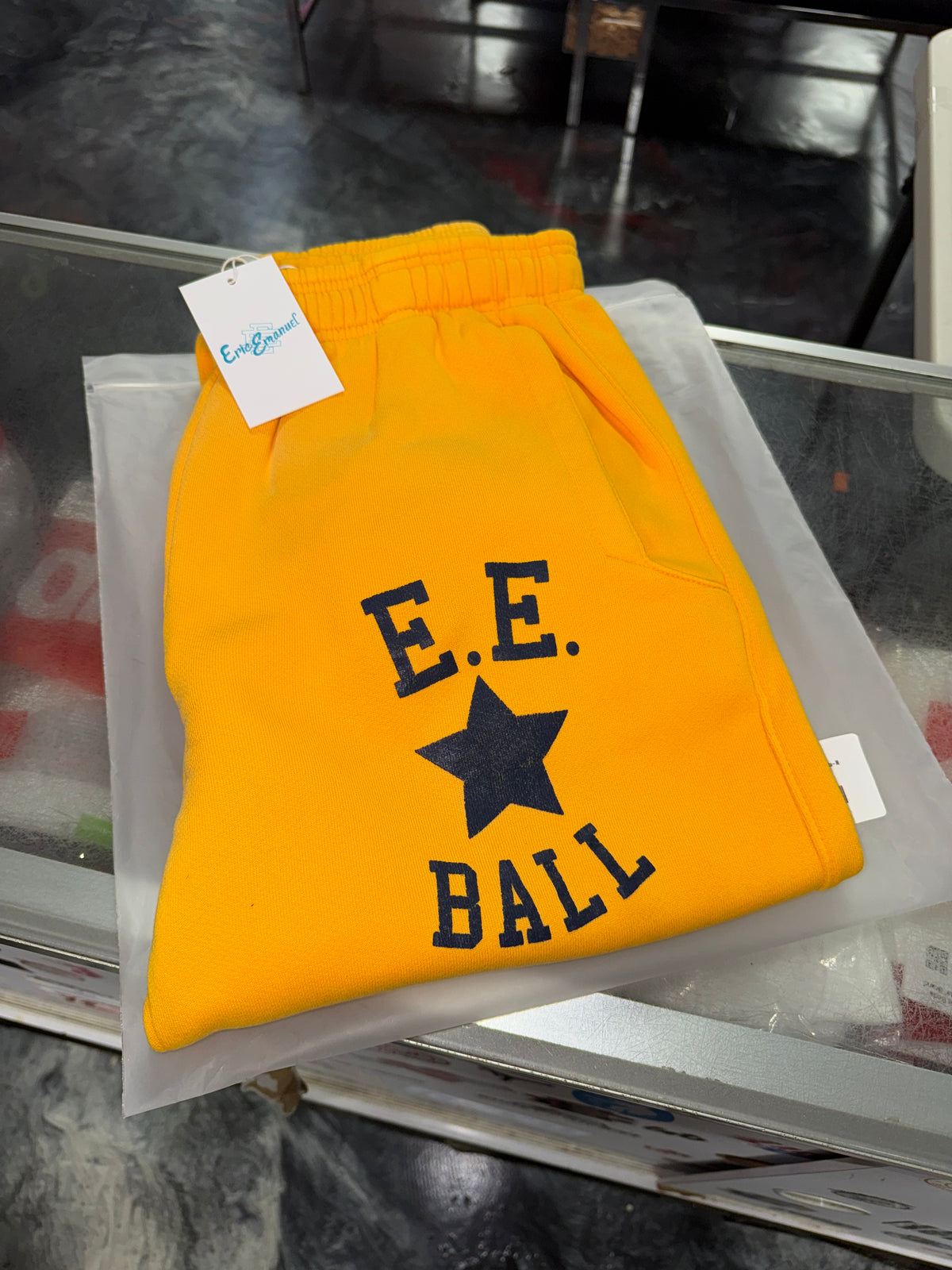 Size M Eric Emanuel EE Ball Sweatpants “Yellow/Black” Brand New